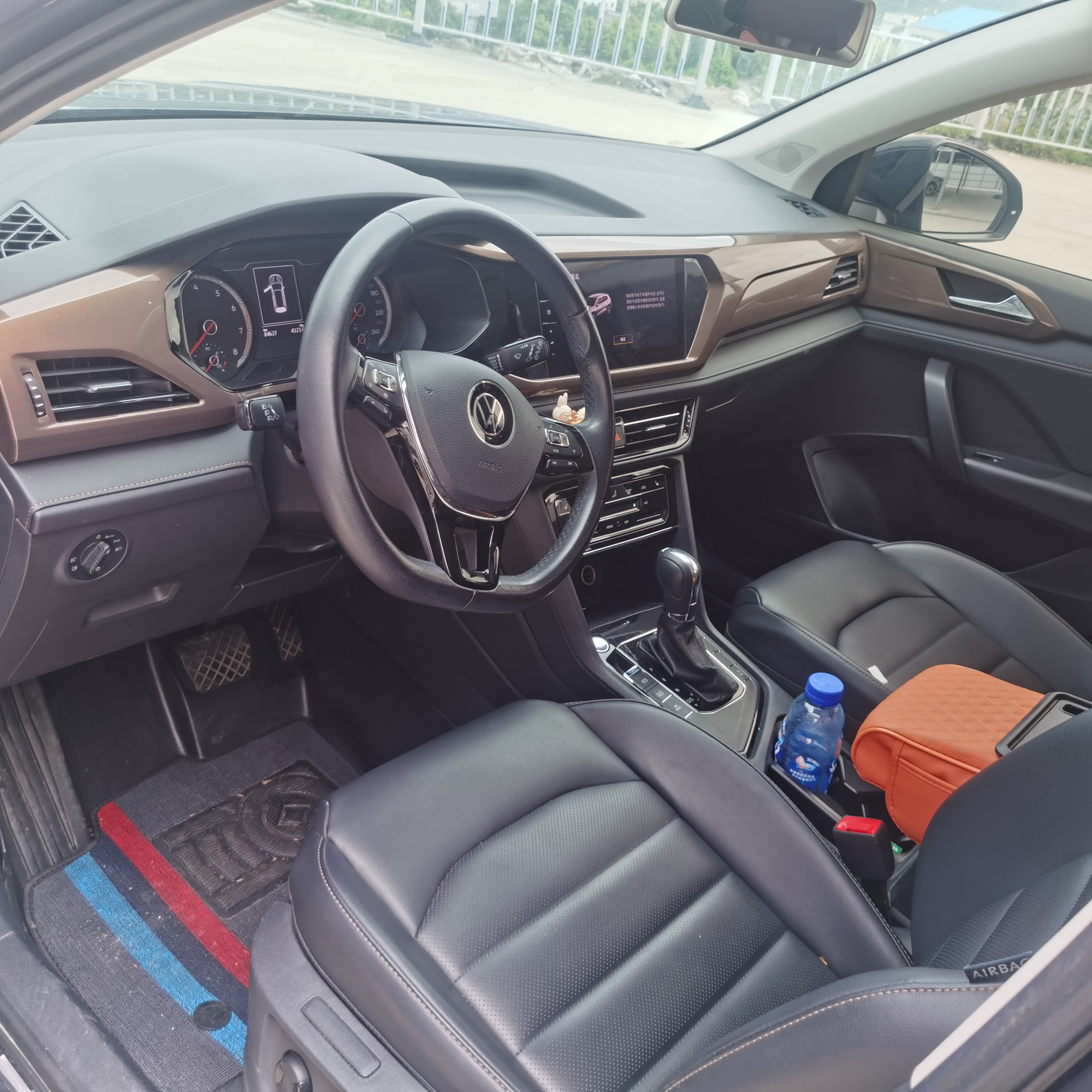 Volkswagen Tharu 2021 car image #5