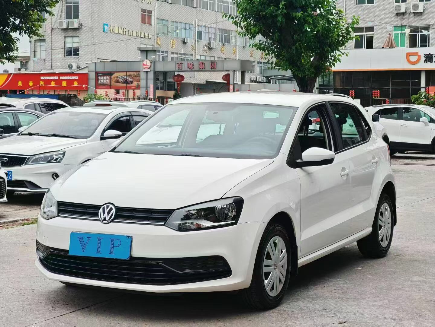 Volkswagen Polo 2017 car image 
