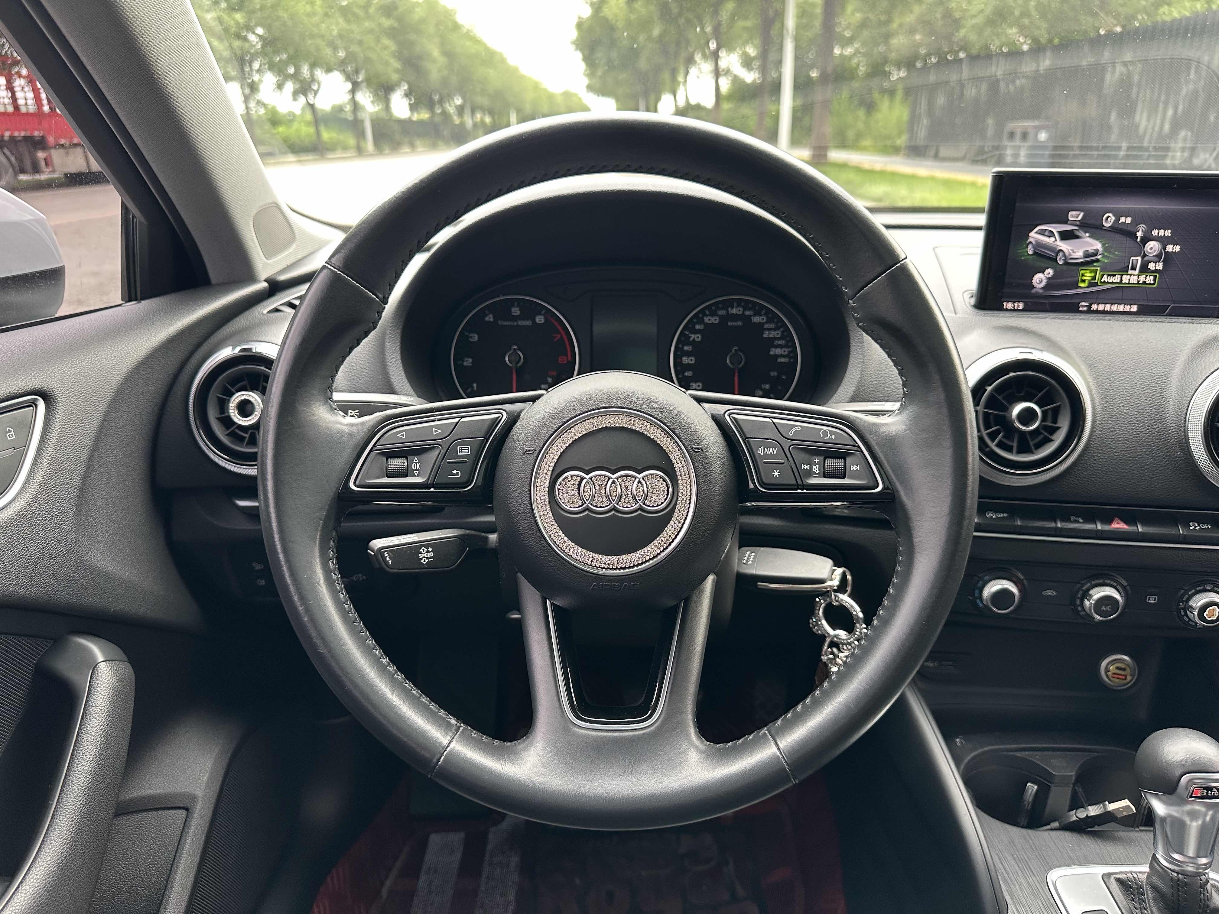 Audi A3 2020 car image #21