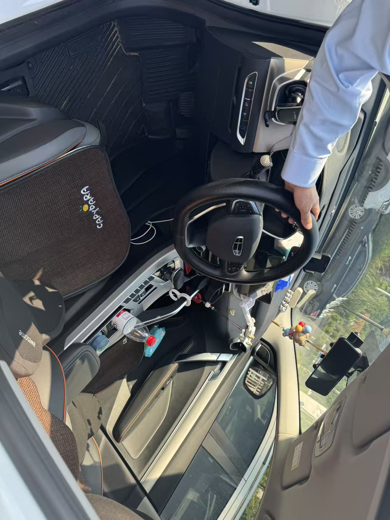 GEELY Coolray 2024 #7 GEELY Coolray 2024 car image #7