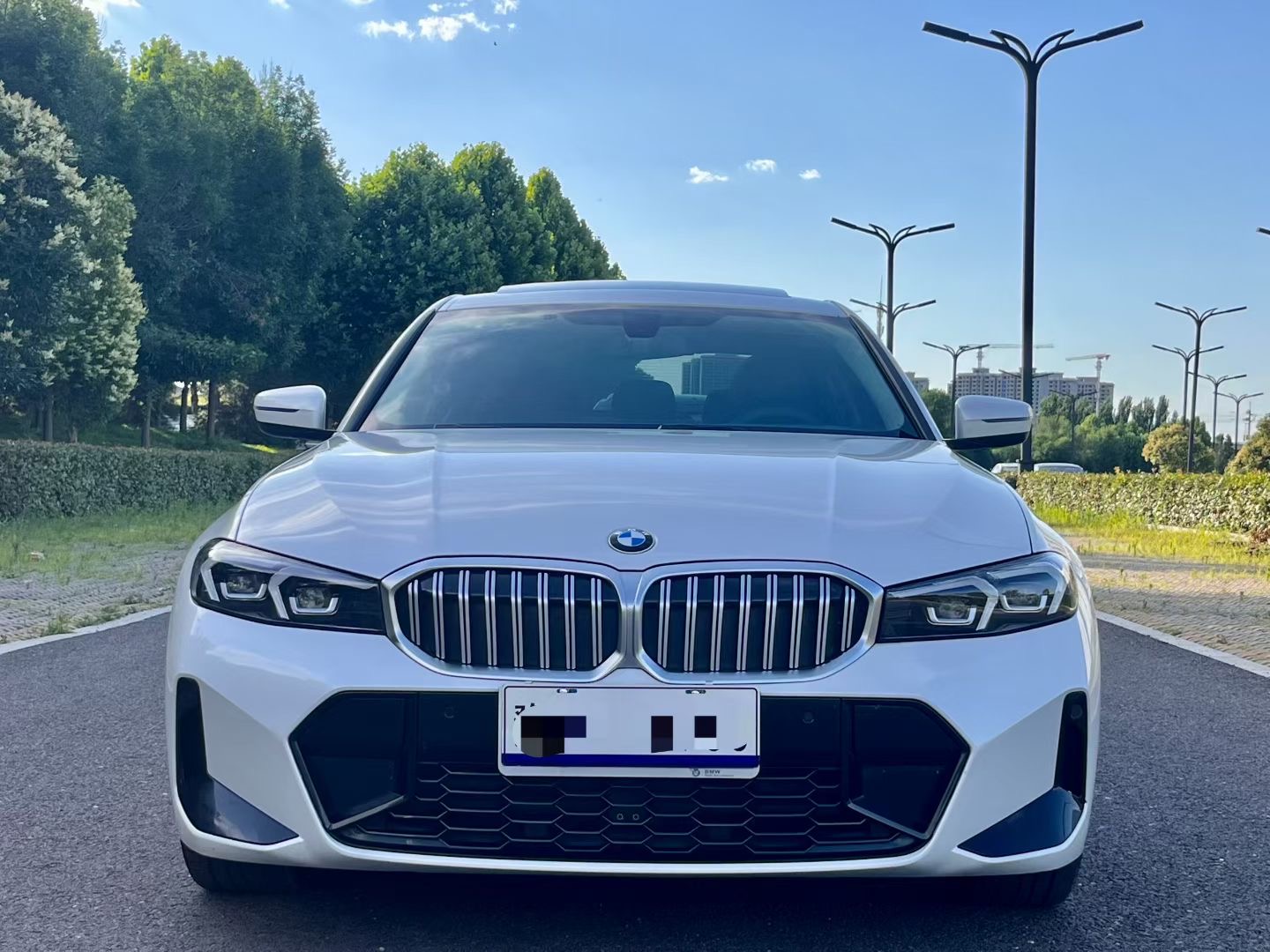 BMW 3 Series 2024 car image #4