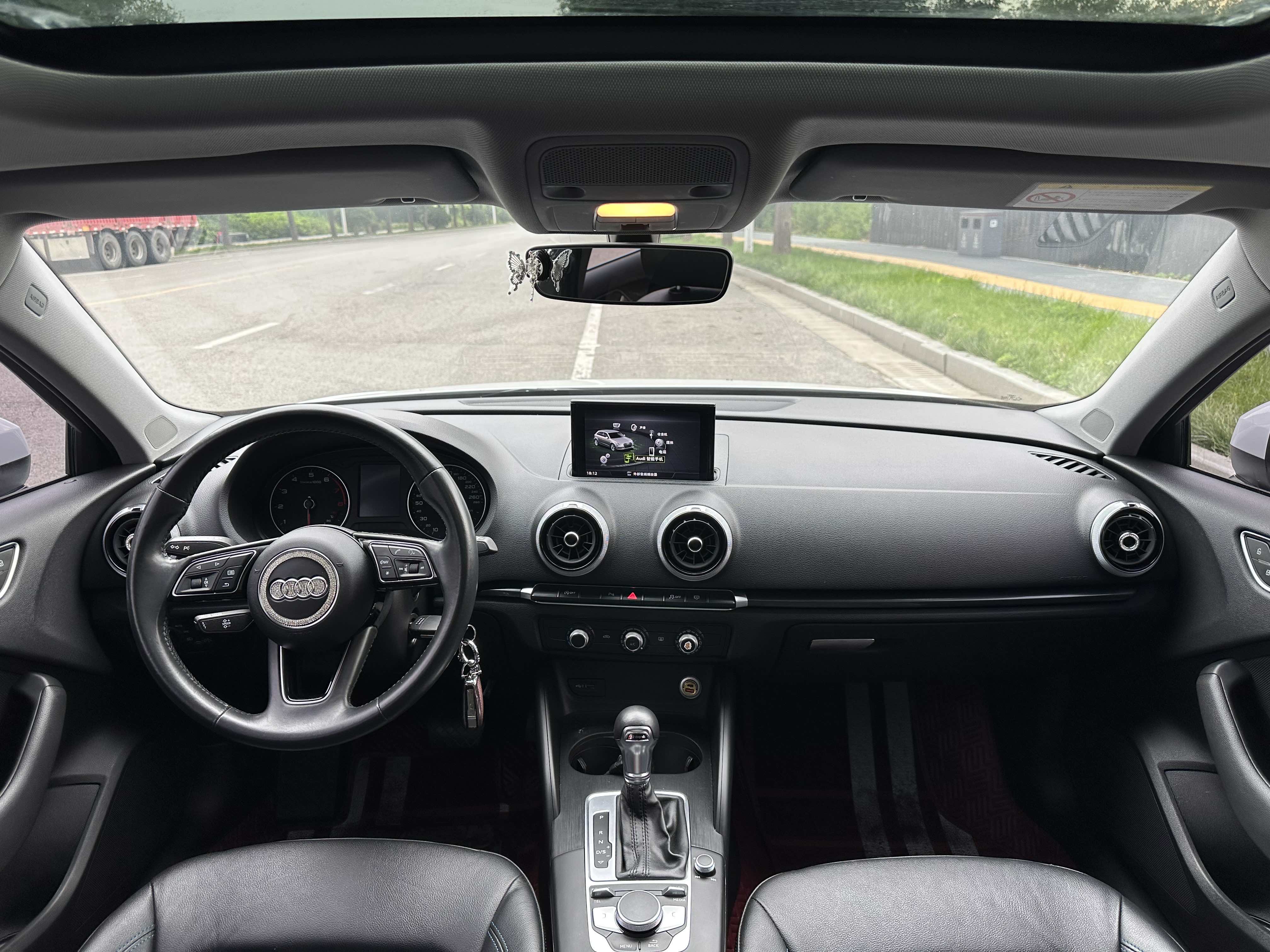 Audi A3 2020 car image #20