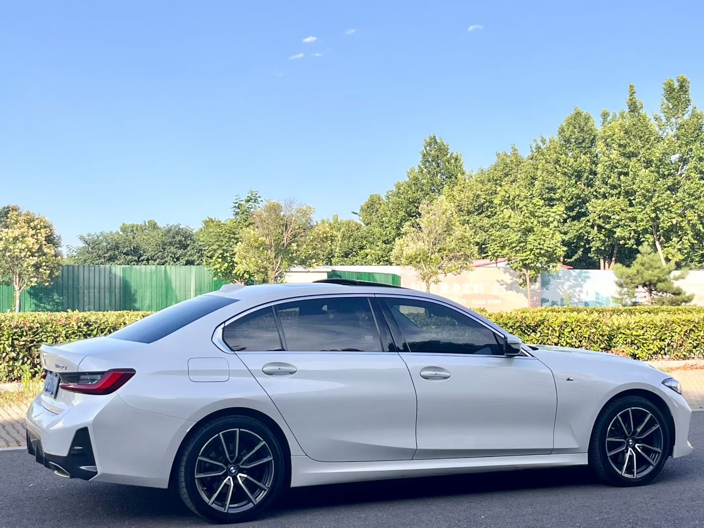 BMW 3 Series 2024 car image #7