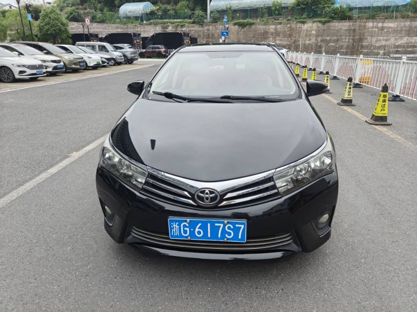 Toyota Corolla 2014 #4 Toyota Corolla 2014 car image #4