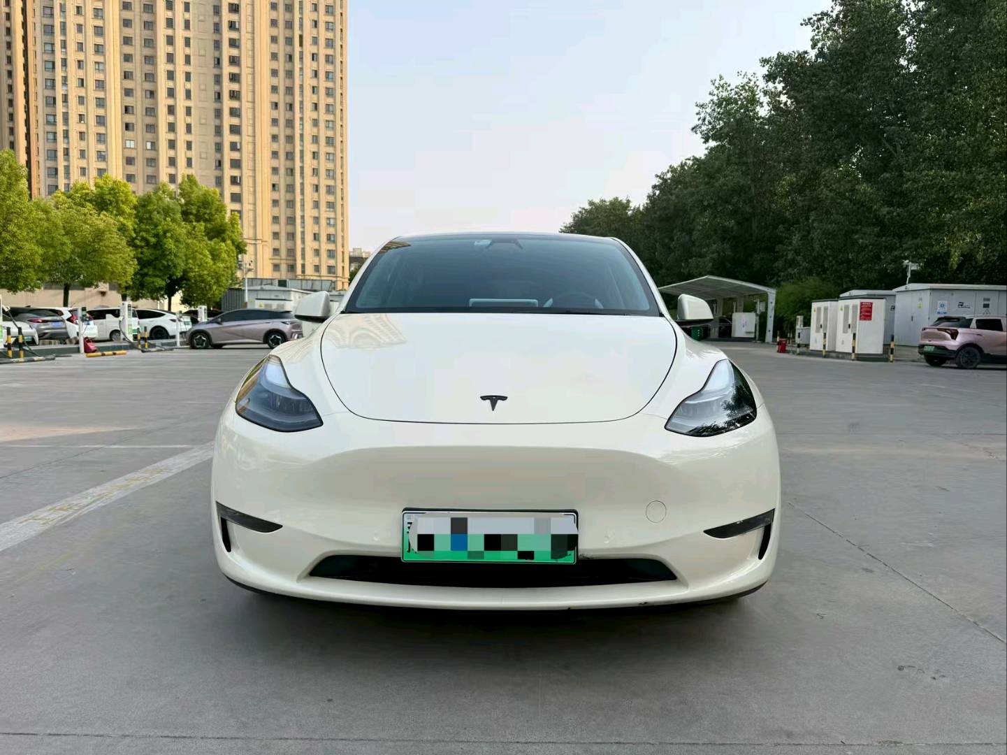 Tesla Model Y 2021 #4 Tesla Model Y 2021 car image #4