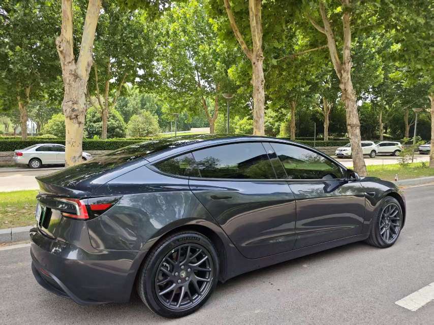 2024 car image #11