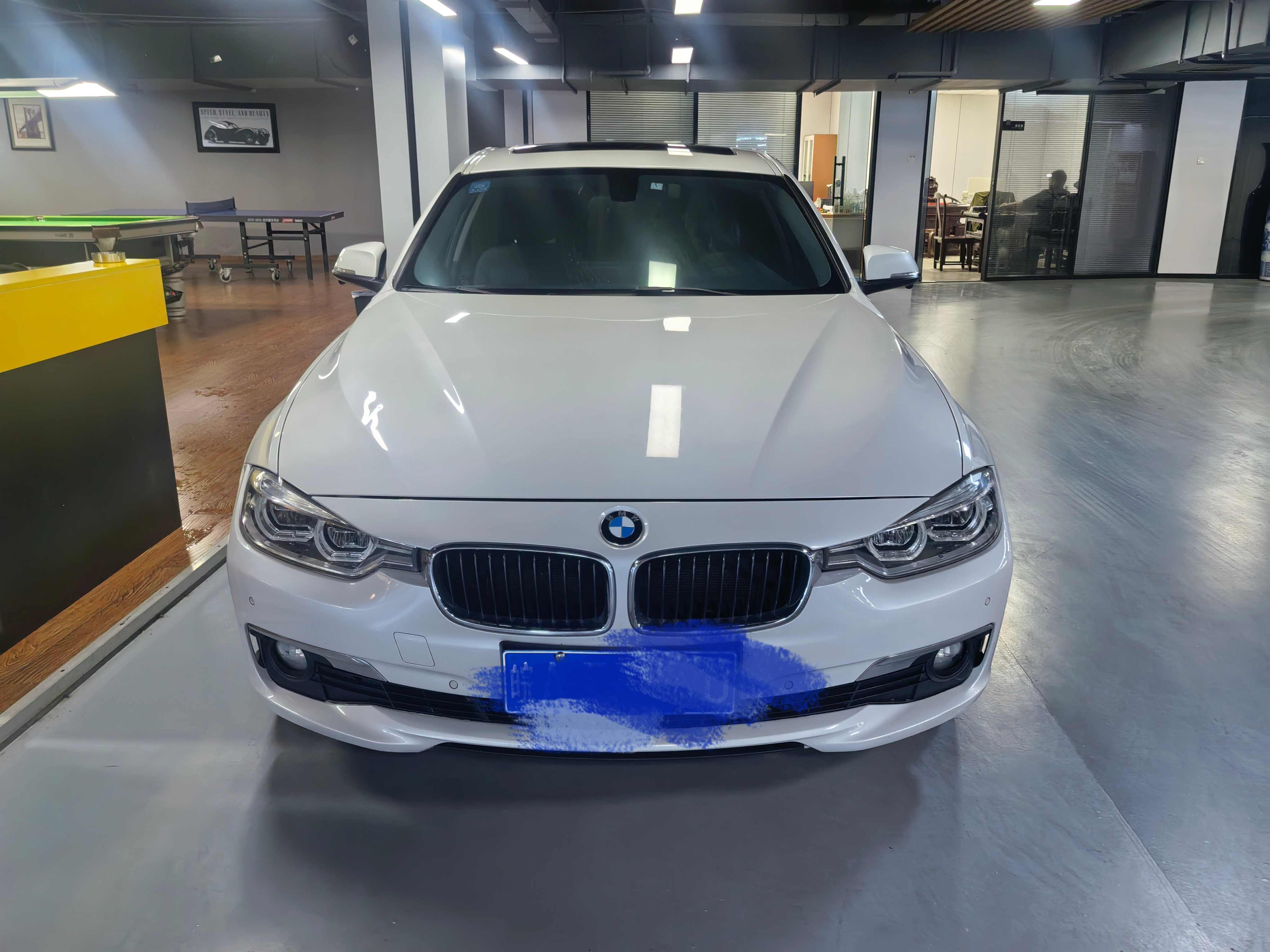 BMW 3 Series 2017 #4 BMW 3 Series 2017 car image #4