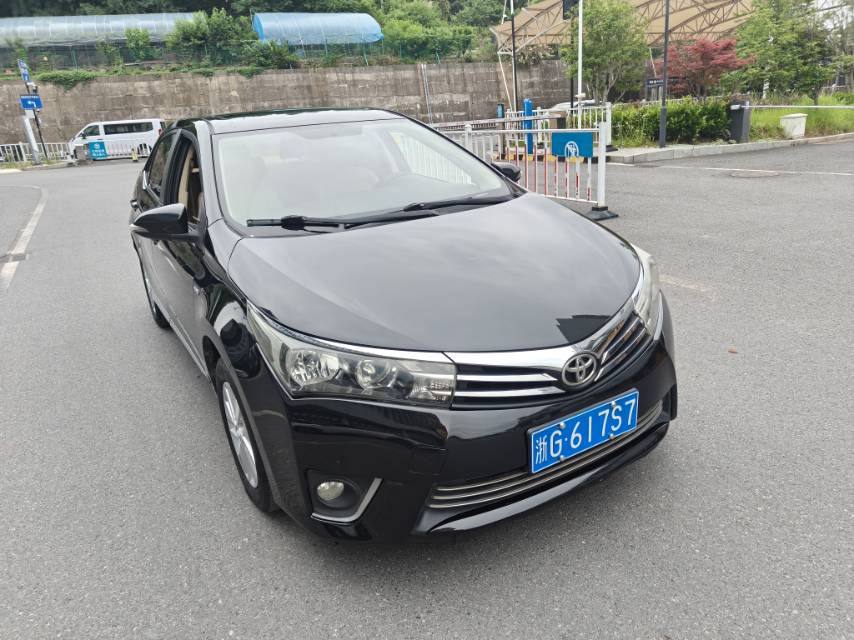 Toyota Corolla 2014 #5 Toyota Corolla 2014 car image #5