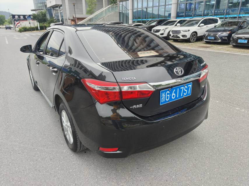 Toyota Corolla 2014 #11 Toyota Corolla 2014 car image #11