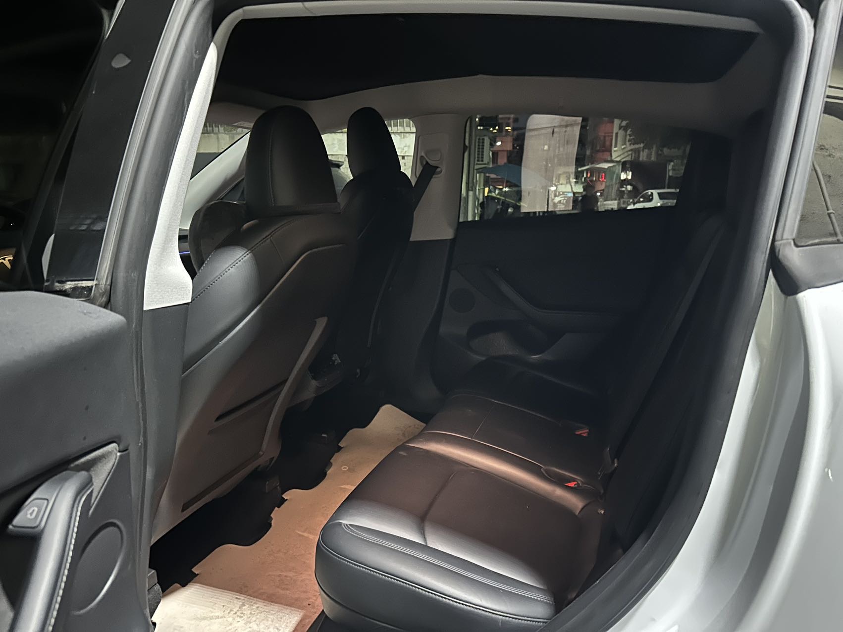 Tesla Model Y 2024 #6 Tesla Model Y 2024 car image #6