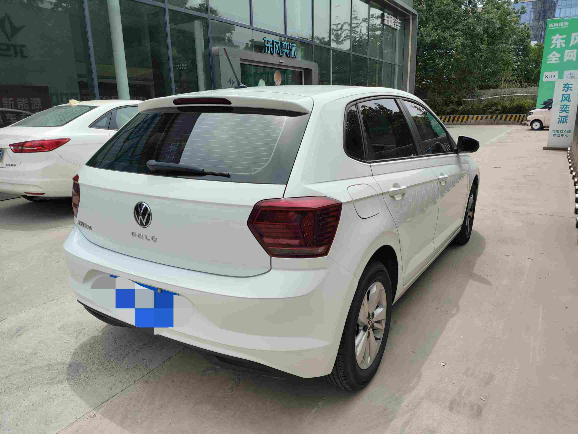 Volkswagen Polo 2023 car image #5