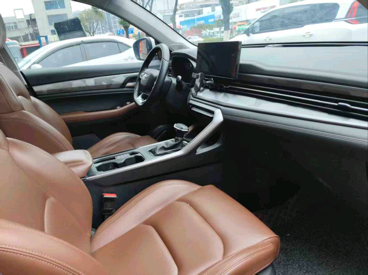 GEELY Vision X6 2023 car image #7