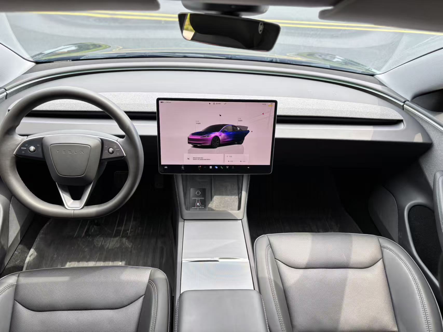 Tesla Model 3 2024 car image #8