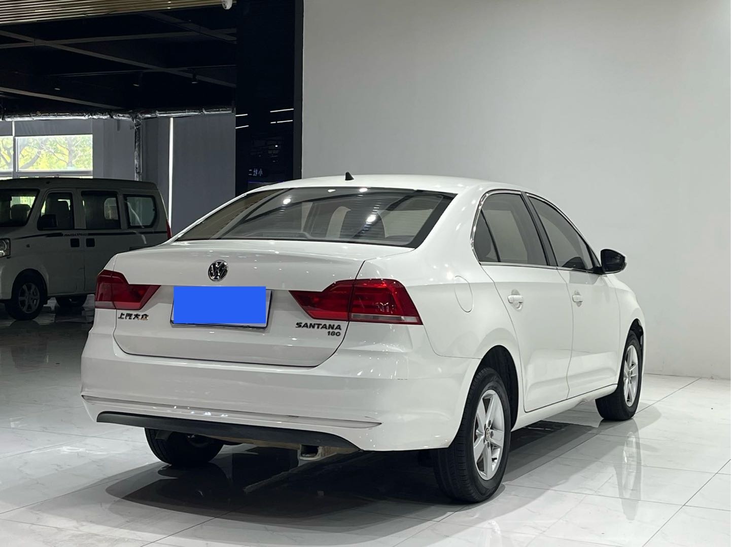 Volkswagen Santana 2018 car image #11