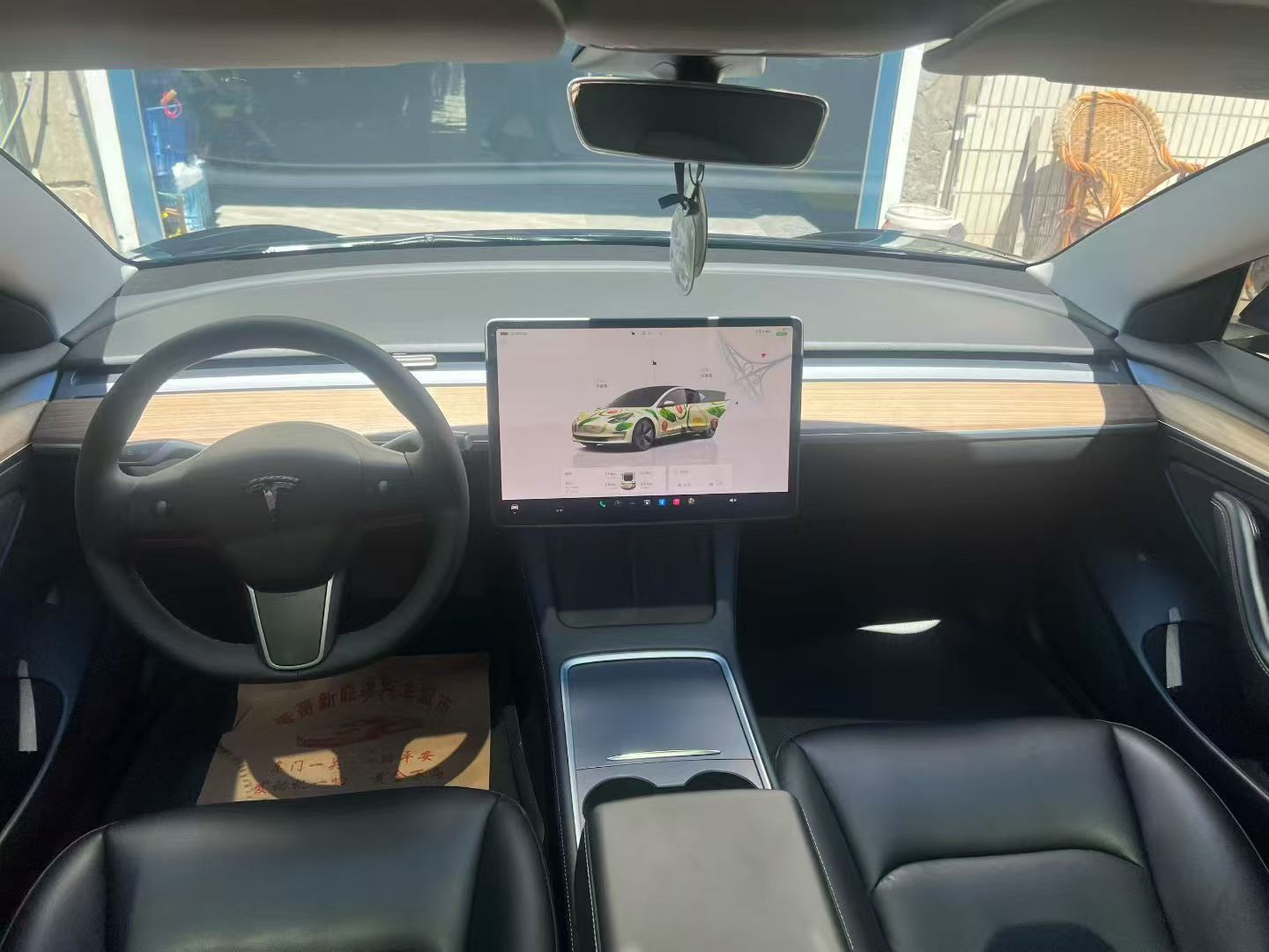 Tesla Model 3 2022 car image #9