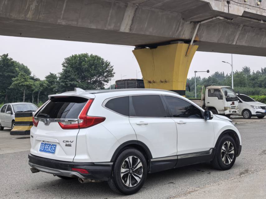Honda CR-V 2018 #8 Honda CR-V 2018 car image #8