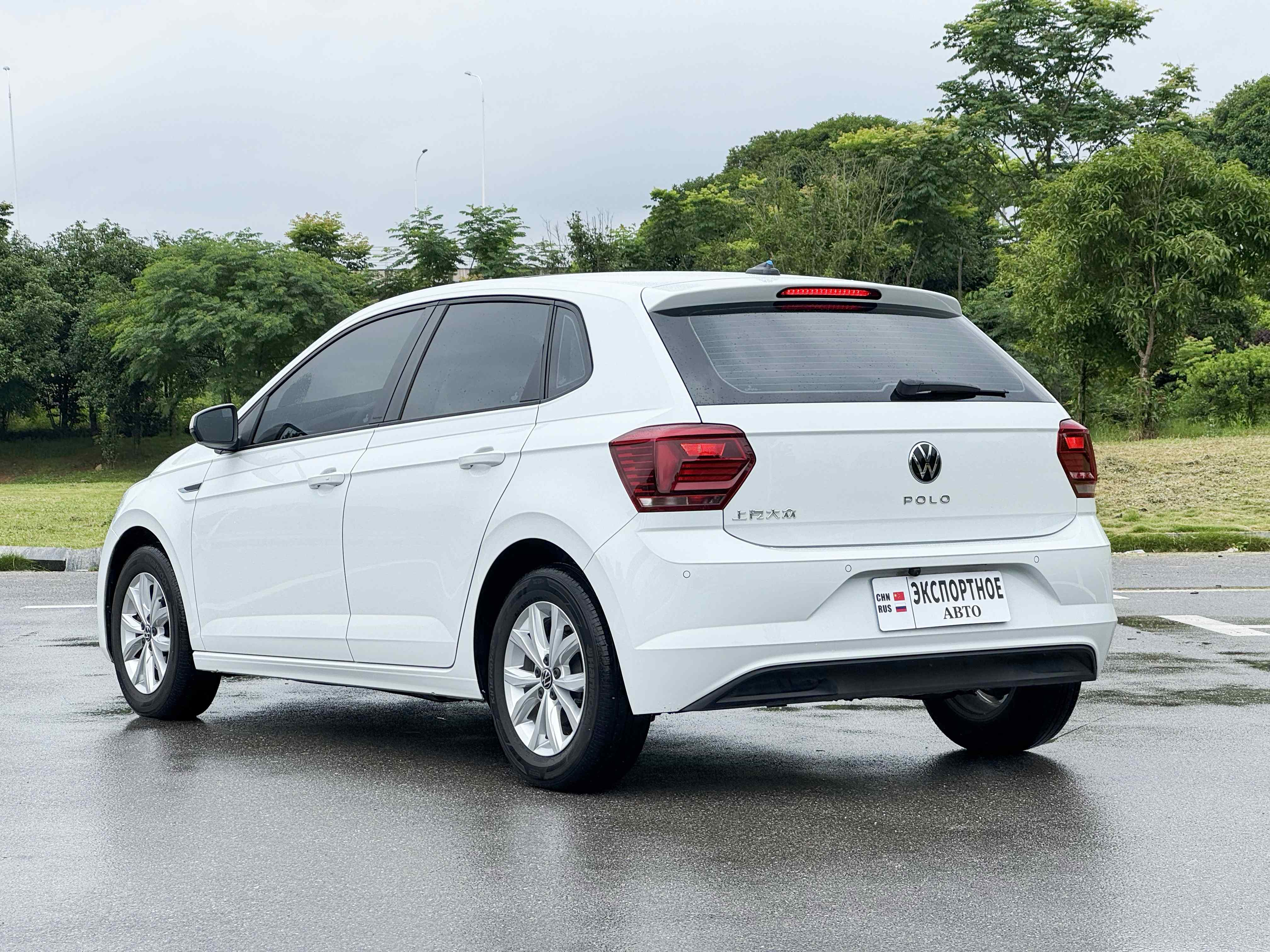 Volkswagen Polo 2022 car image #7
