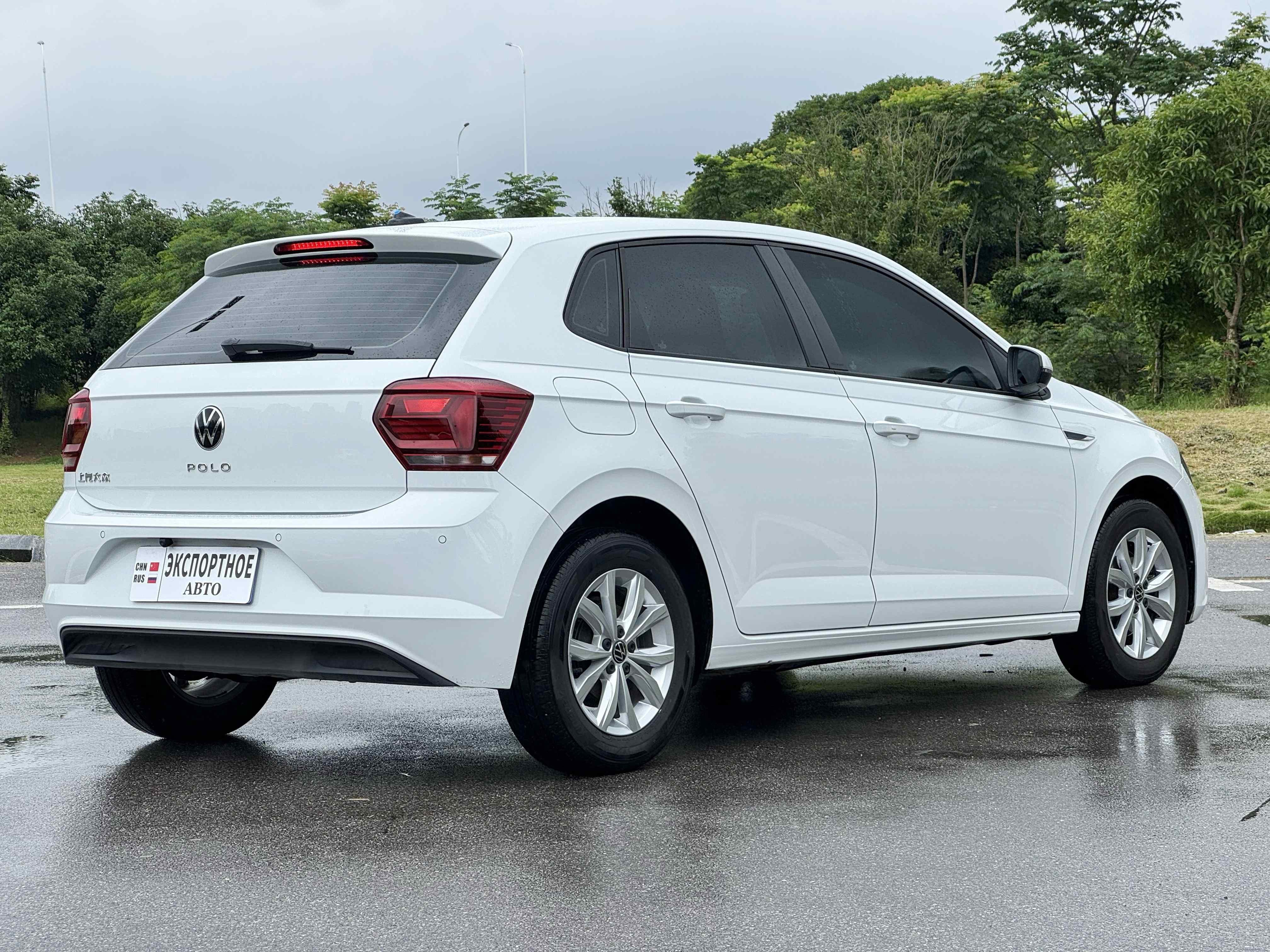 Volkswagen Polo 2022 car image #5