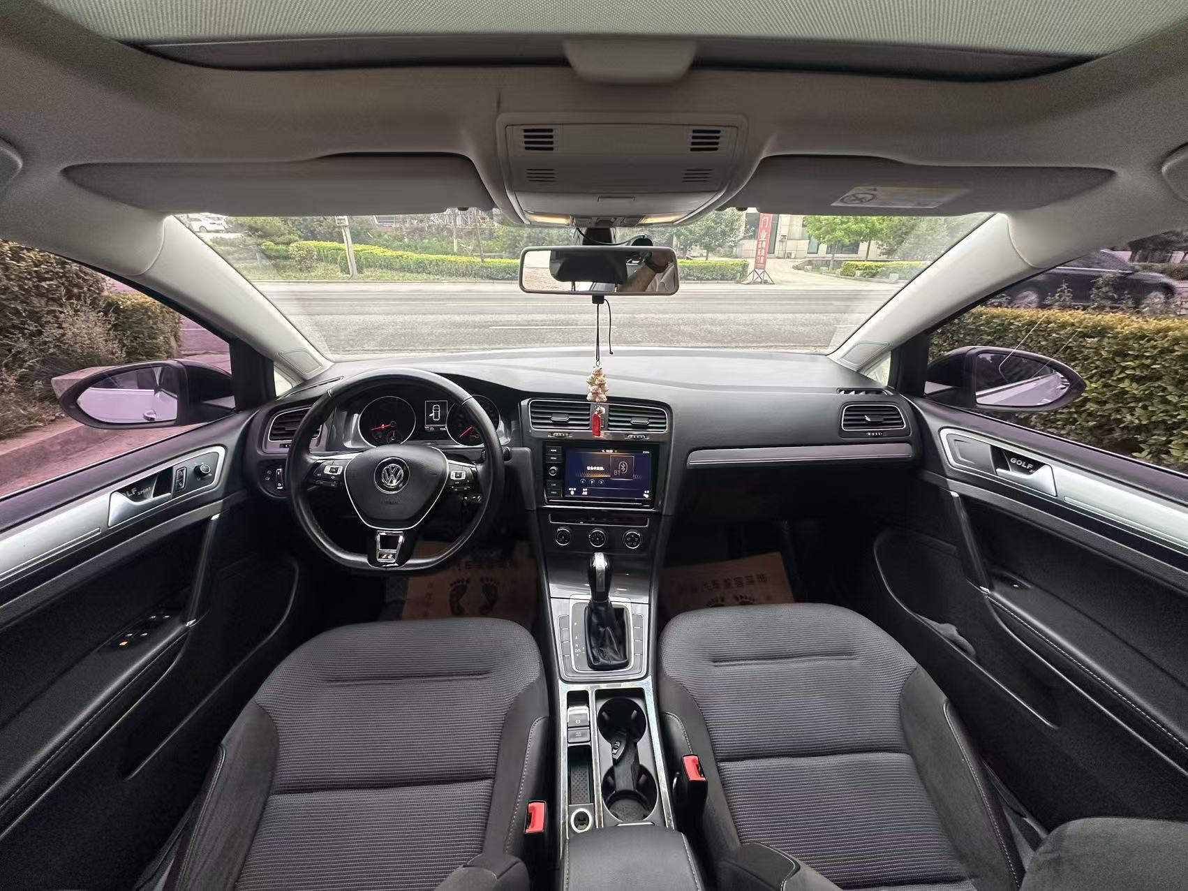 Volkswagen Golf 2019 #8 Volkswagen Golf 2019 car image #8