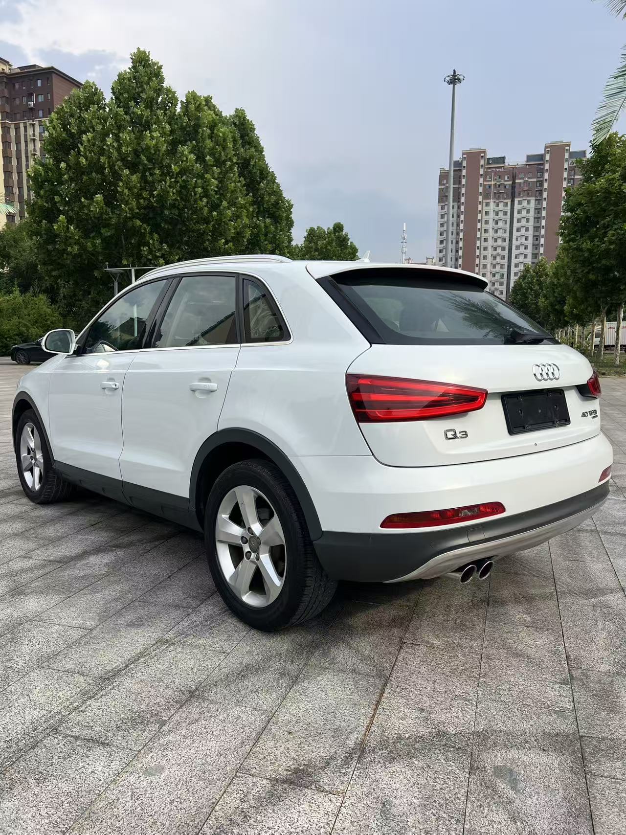 Audi Q3 (Imported) 2014 car image #8