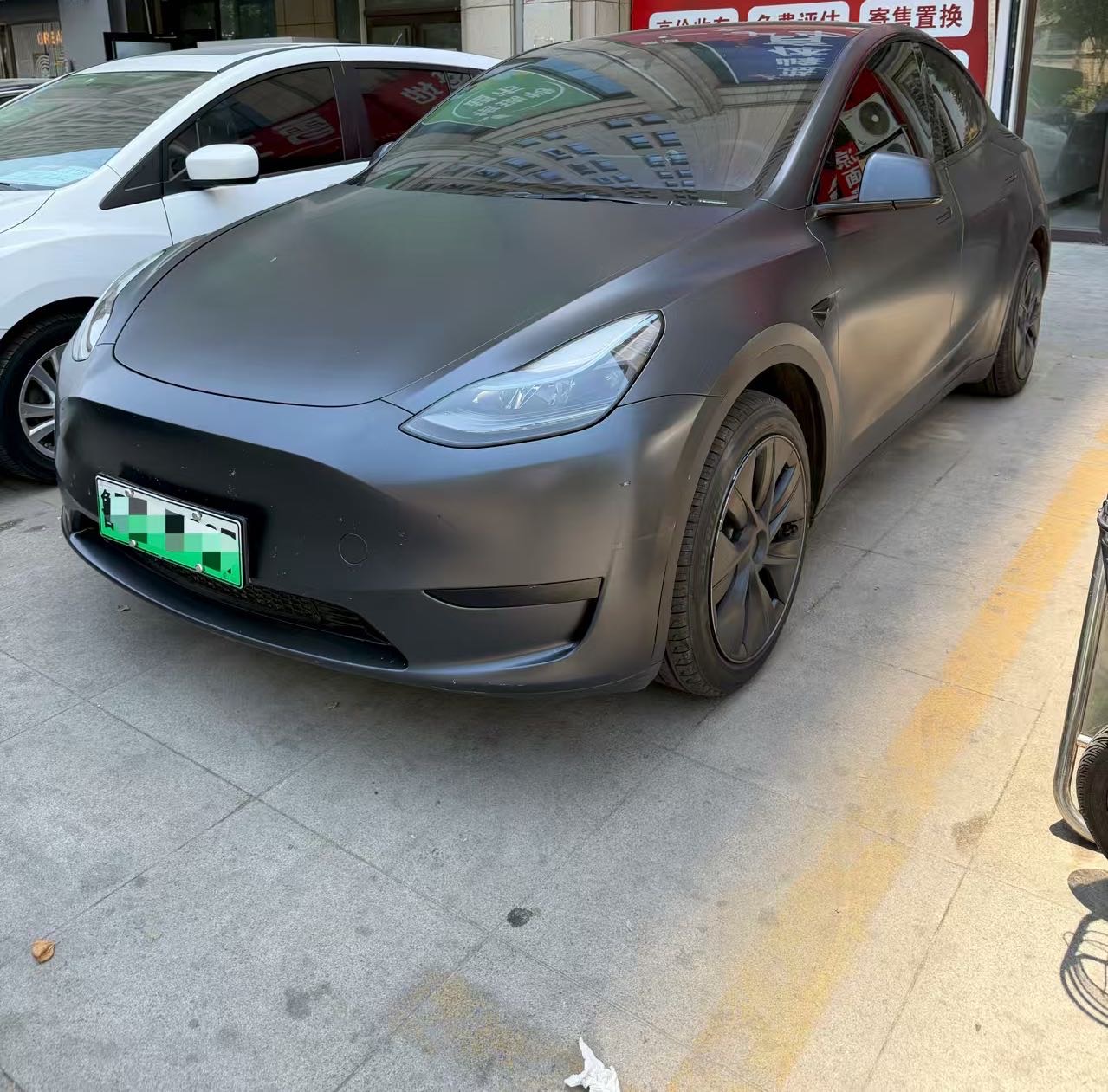 Tesla Model Y 2024 #2 Tesla Model Y 2024 car image #2