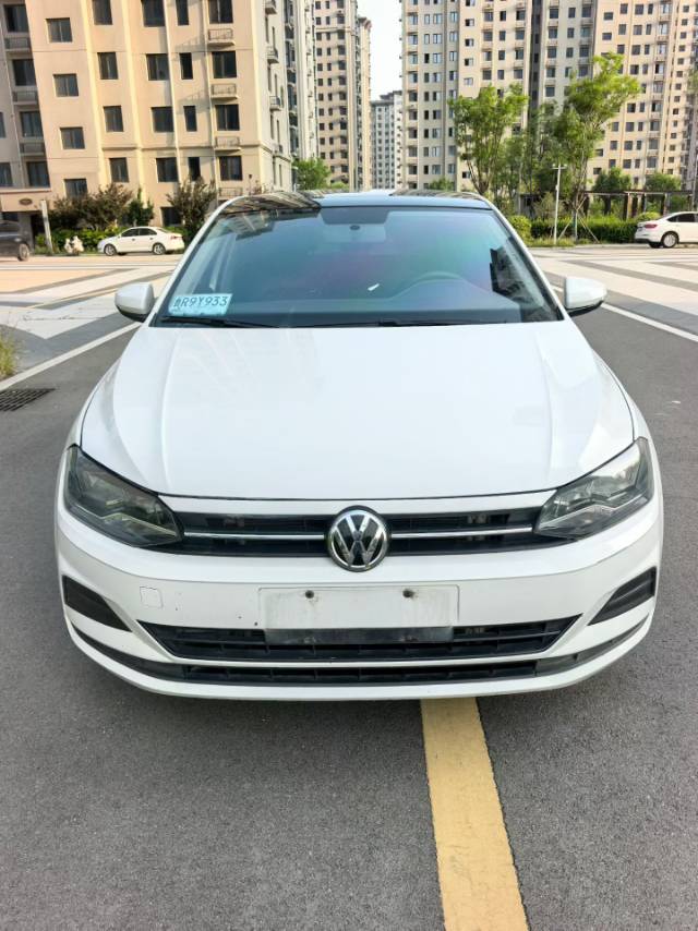 Volkswagen Polo 2020 car image #4