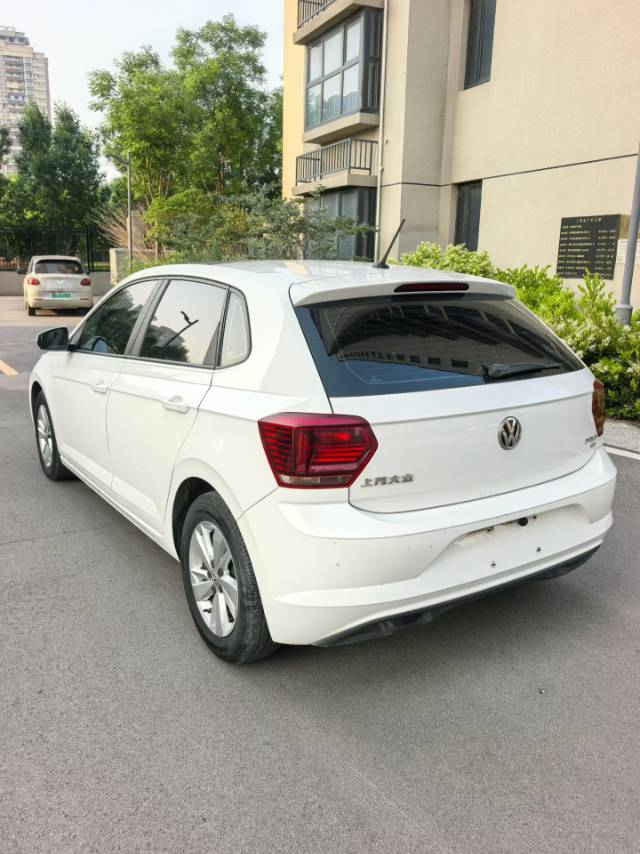 Volkswagen Polo 2020 car image #8