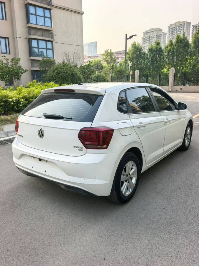 Volkswagen Polo 2020 car image #6