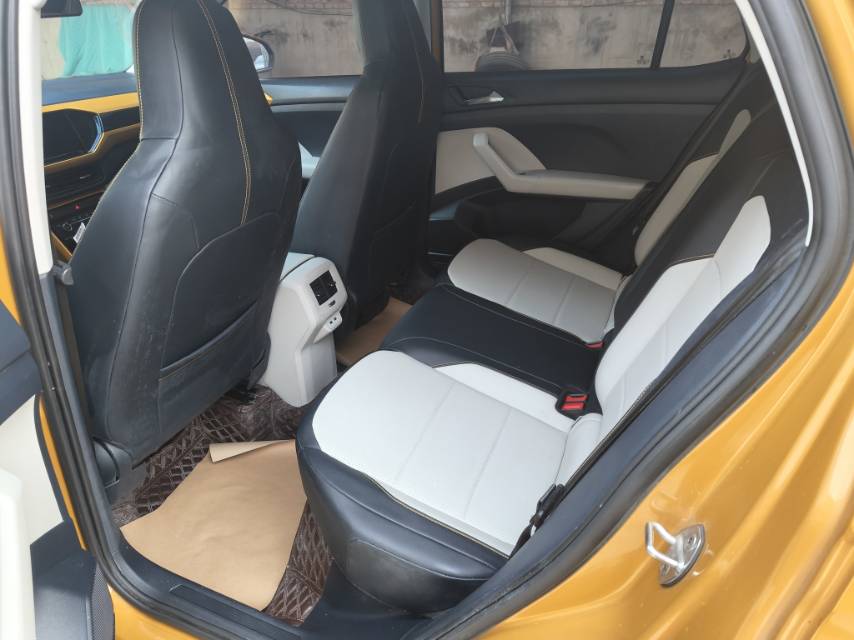Volkswagen T-Cross 2019 #8 Volkswagen T-Cross 2019 car image #8
