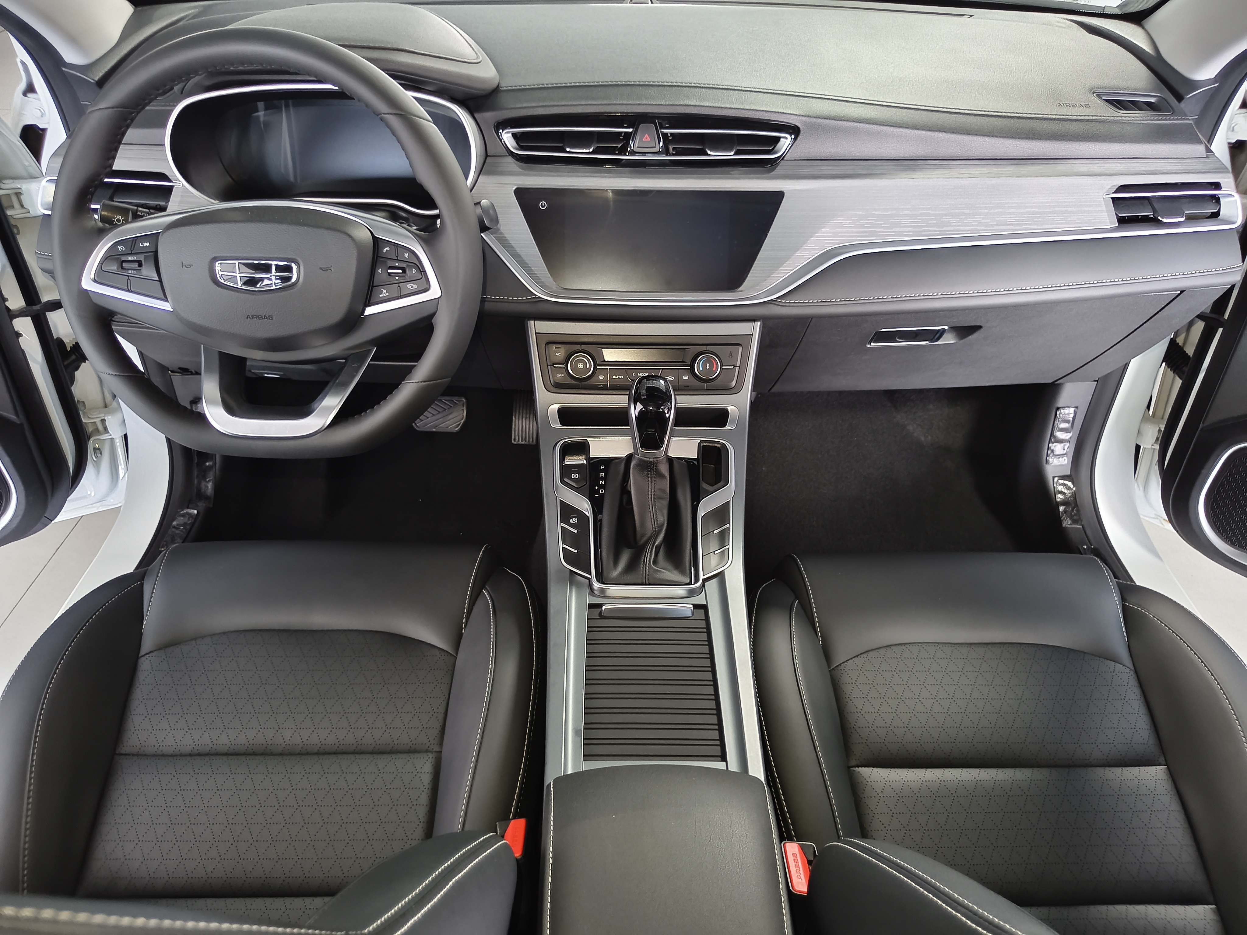 GEELY Emgrand 2021 #6 GEELY Emgrand 2021 car image #6