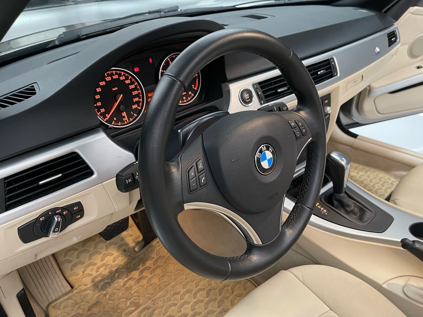 BMW 3 Series (Imported) 2012 #13 BMW 3 Series (Imported) 2012 image de voiture #13