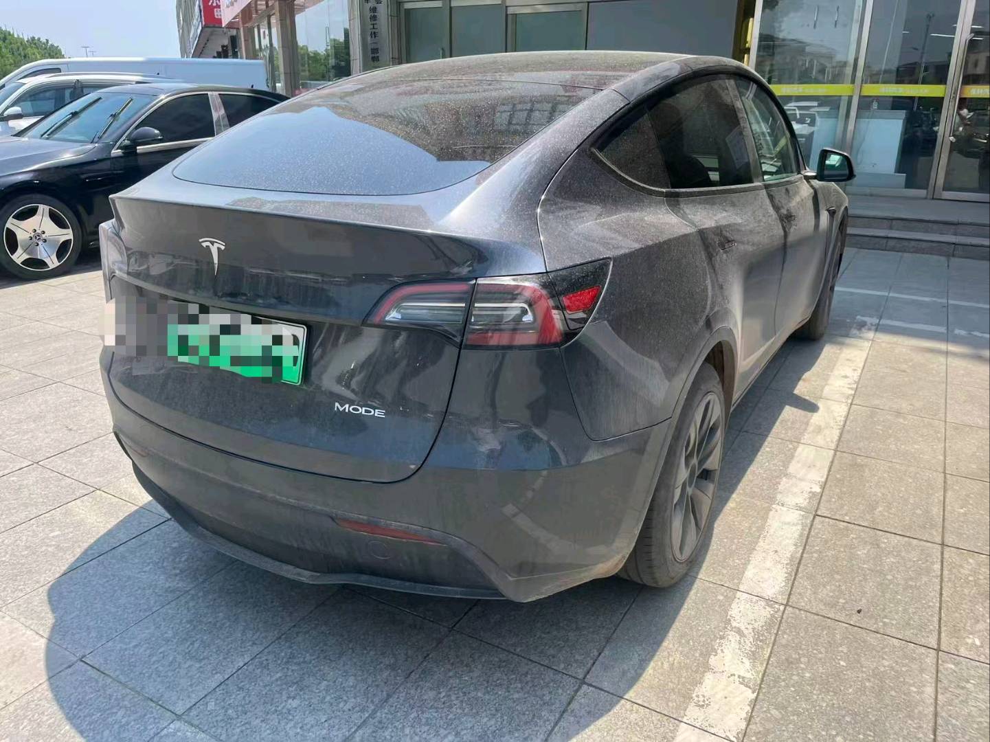 Tesla Model Y 2024 #7 Tesla Model Y 2024 car image #7