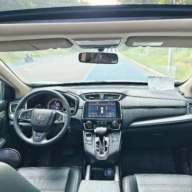 Honda CR-V 2019 car image #7