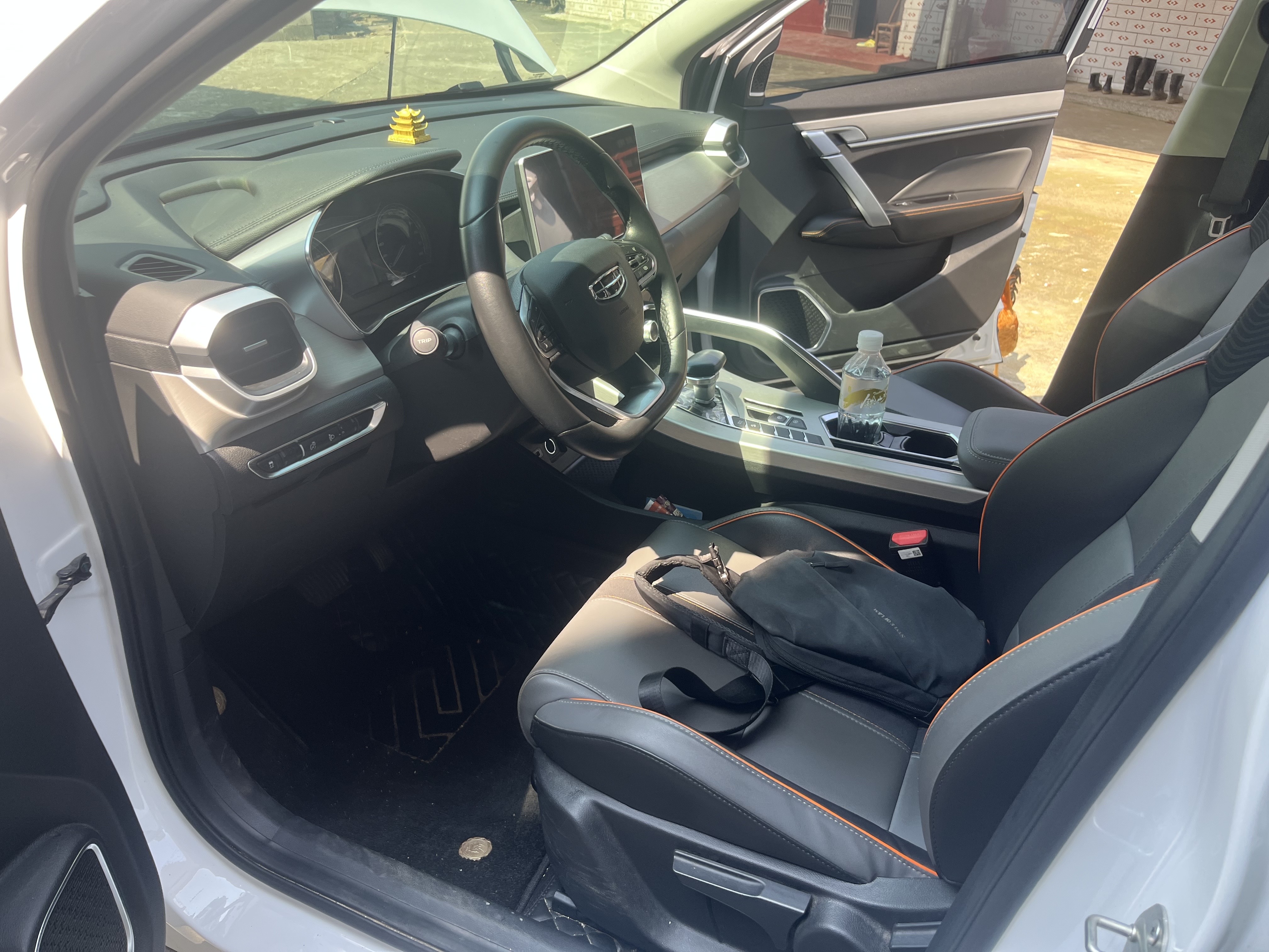 GEELY Coolray 2023 imagem de carro #7