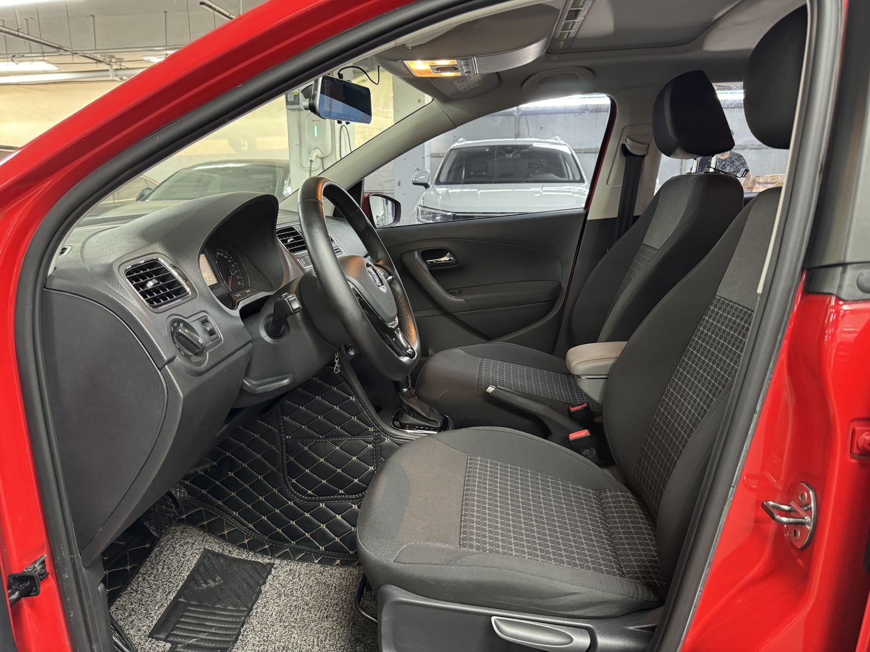 Volkswagen Polo 2018 #6 Volkswagen Polo 2018 car image #6