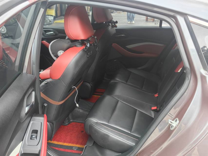 MG 5 2022 car image #8