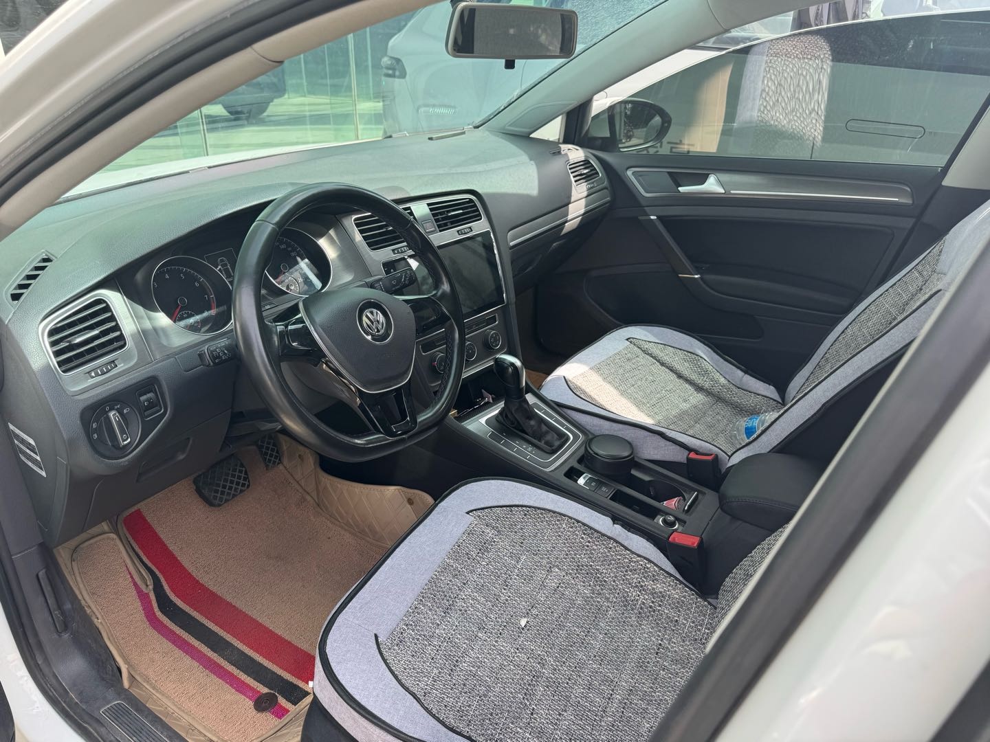 Volkswagen Golf 2016 car image #9