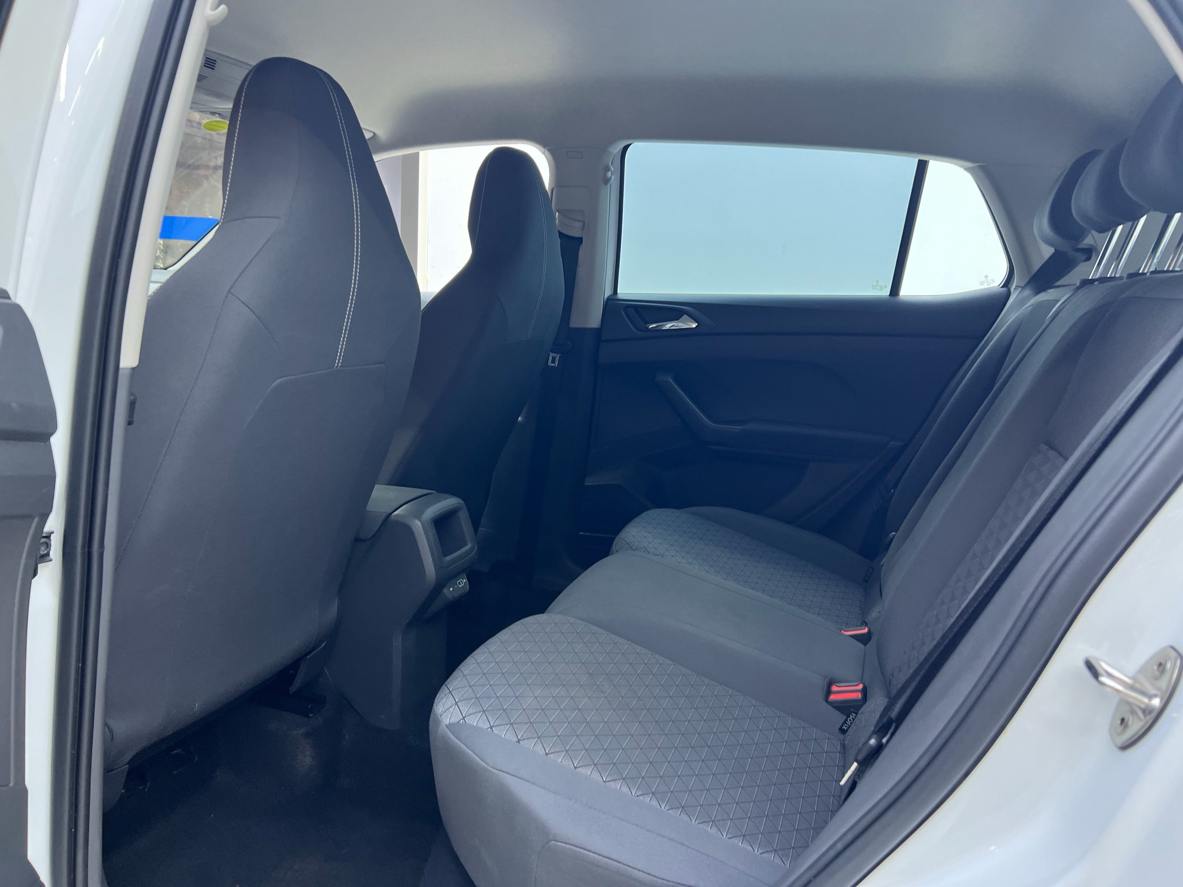 Volkswagen T-Cross 2024 #9 Volkswagen T-Cross 2024 car image #9