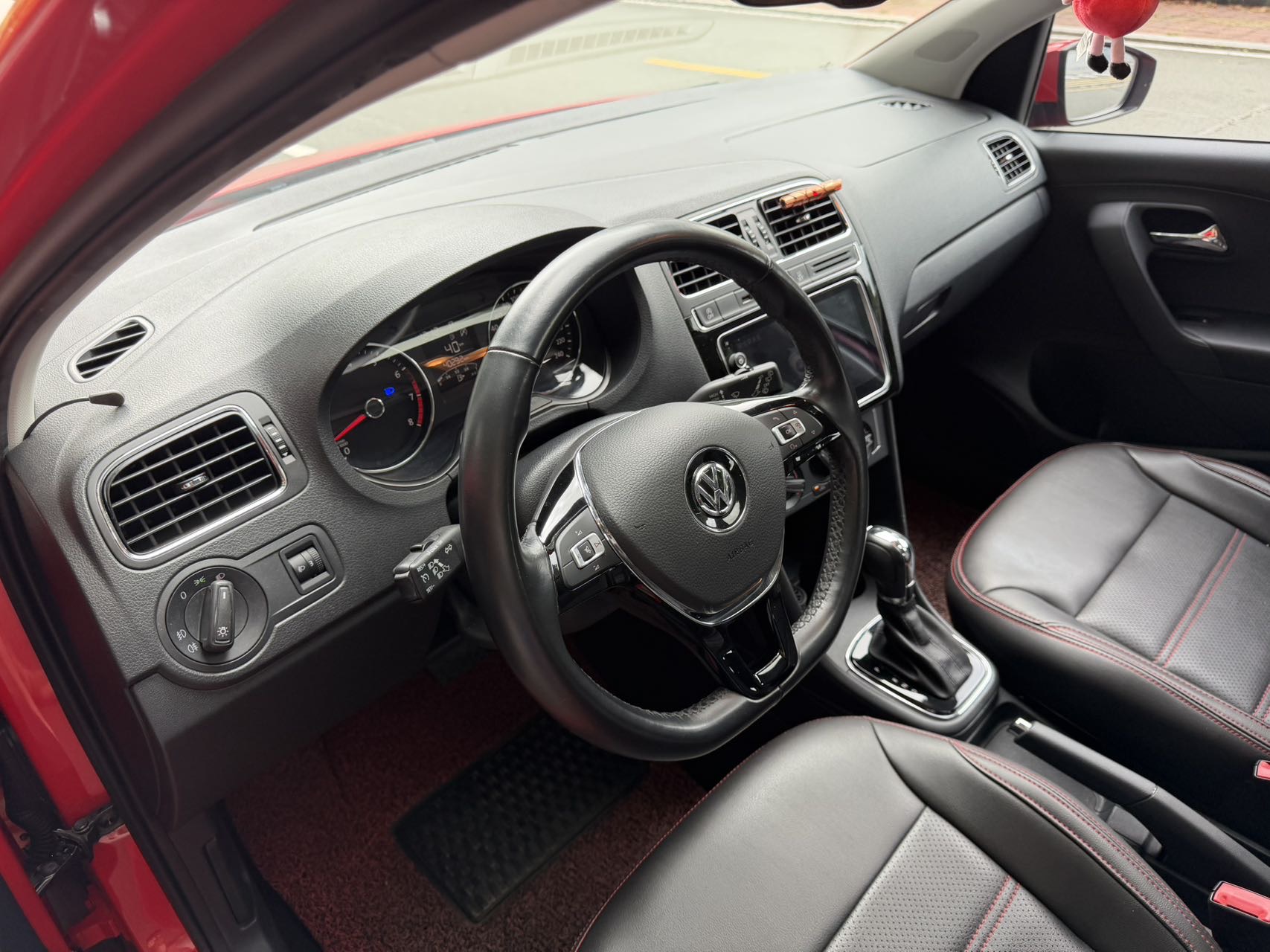 Volkswagen Polo 2018 #22 Volkswagen Polo 2018 car image #22