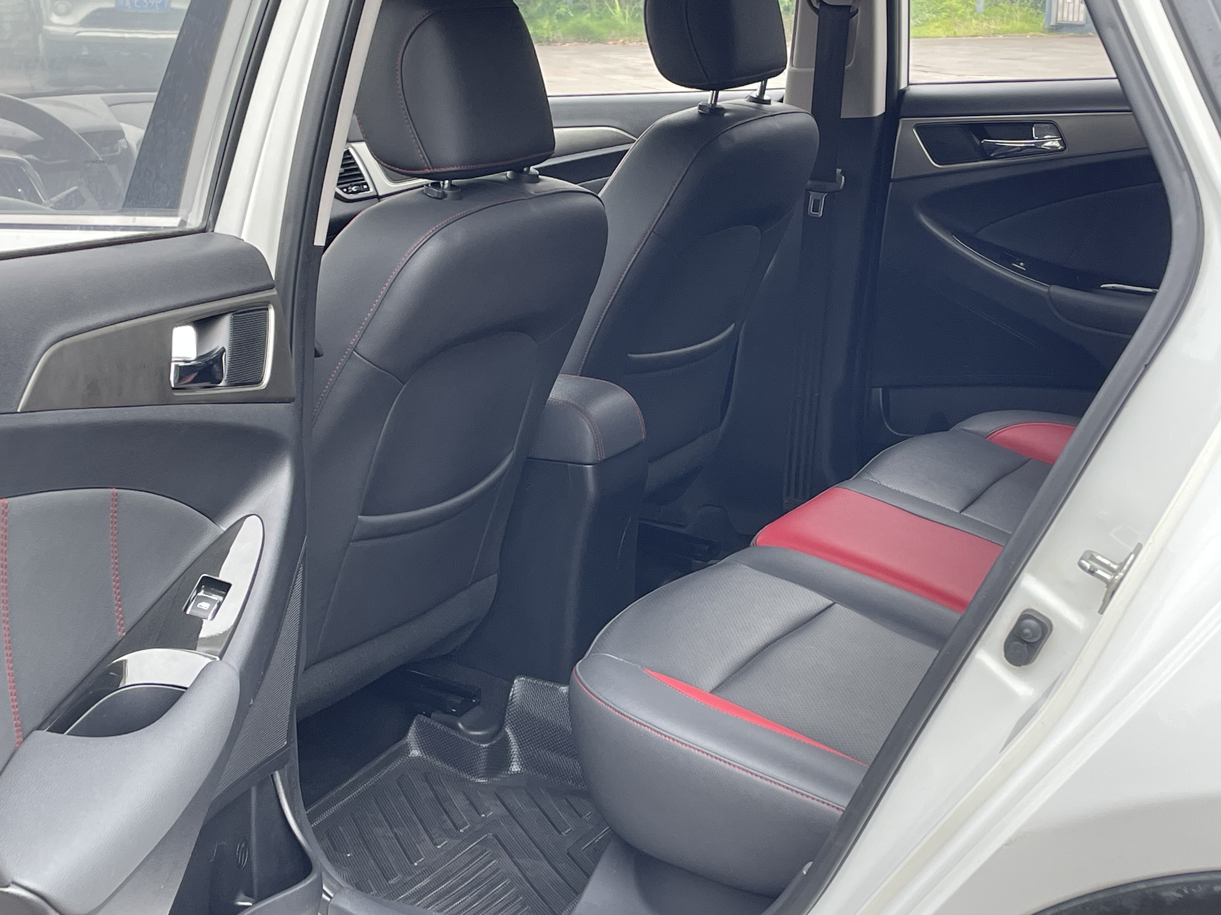 GEELY Emgrand GS 2021 car image #8