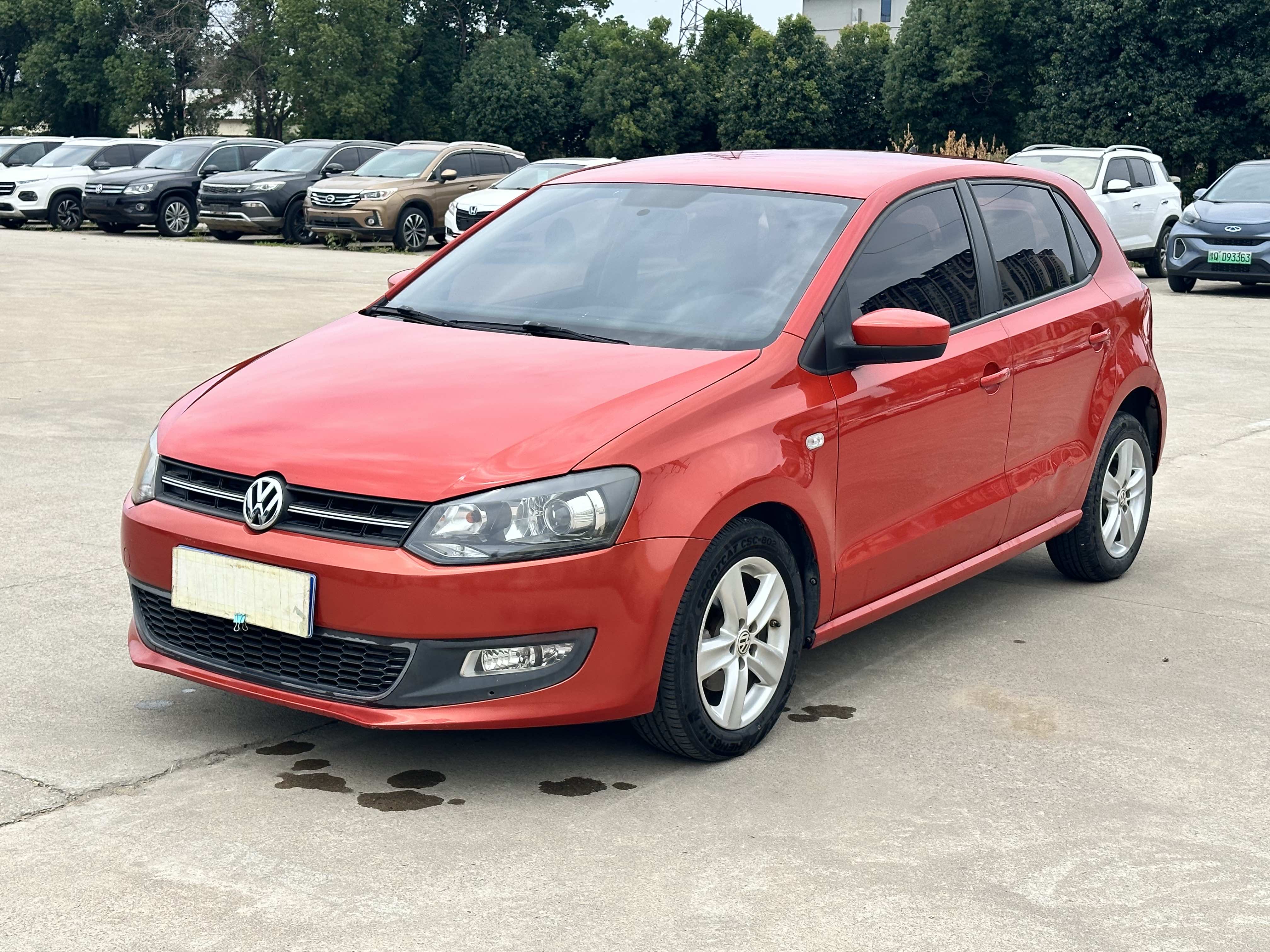 Volkswagen Polo 2012 car image #2
