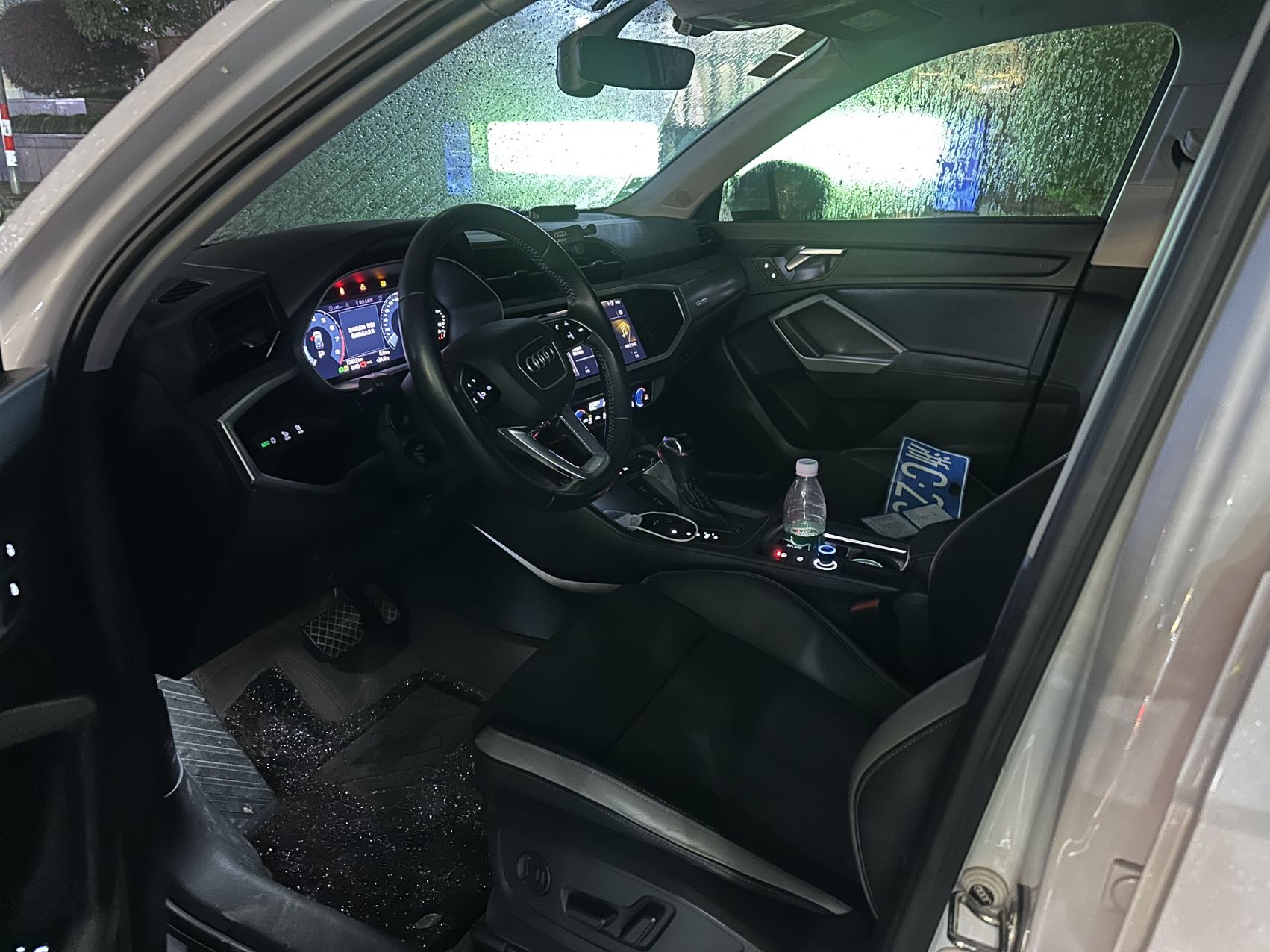 Audi Q3 2020 car image #5