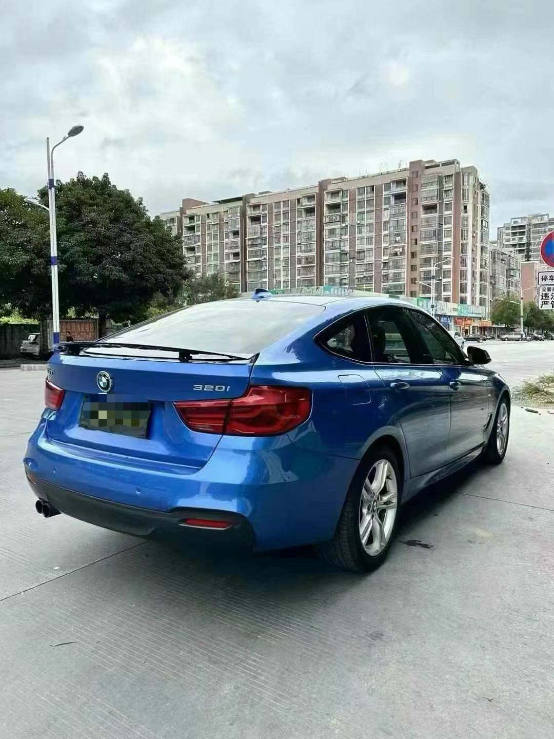 BMW 3 Series GT 2017 صورة سيارة #7