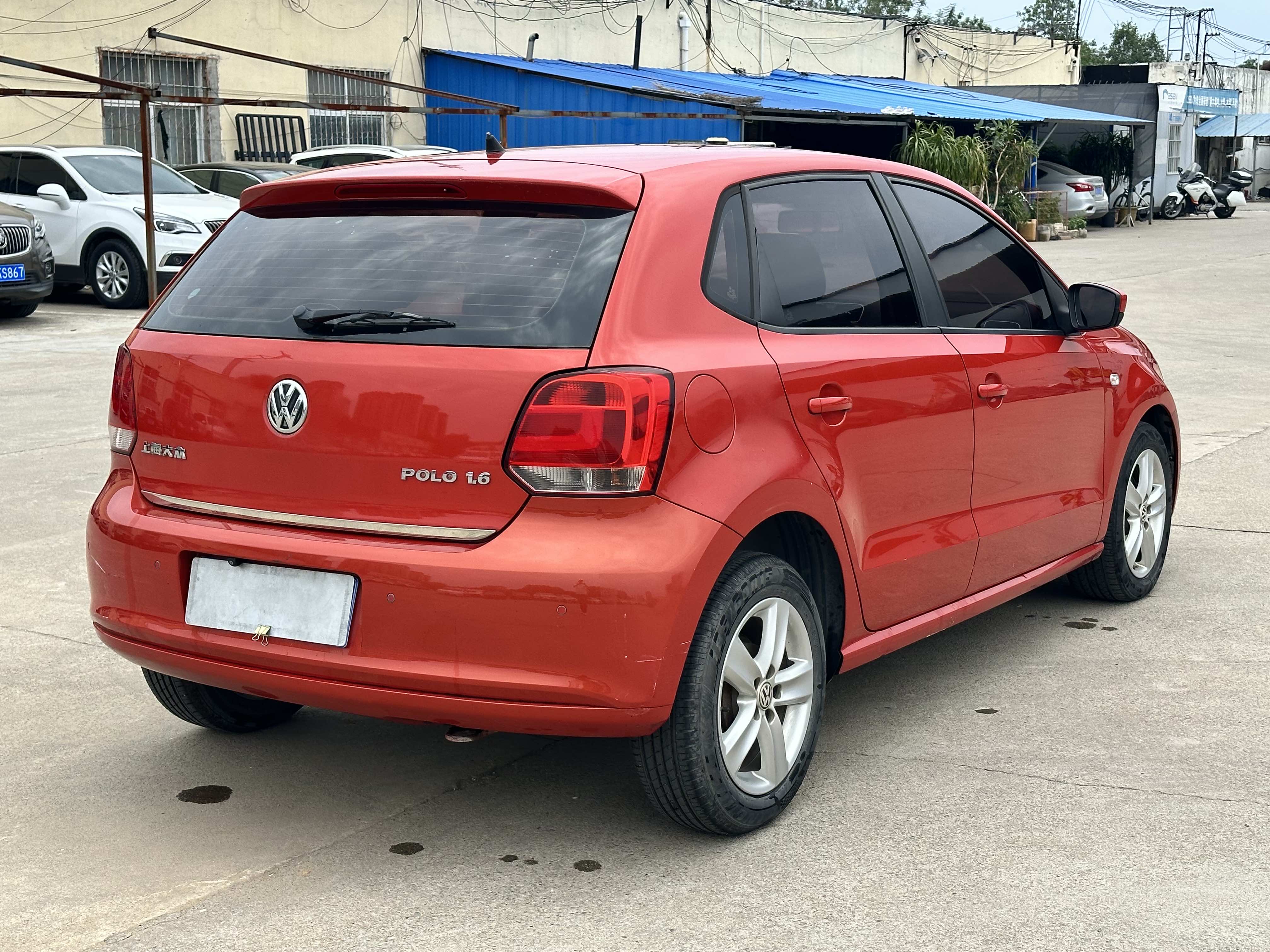 Volkswagen Polo 2012 car image #6