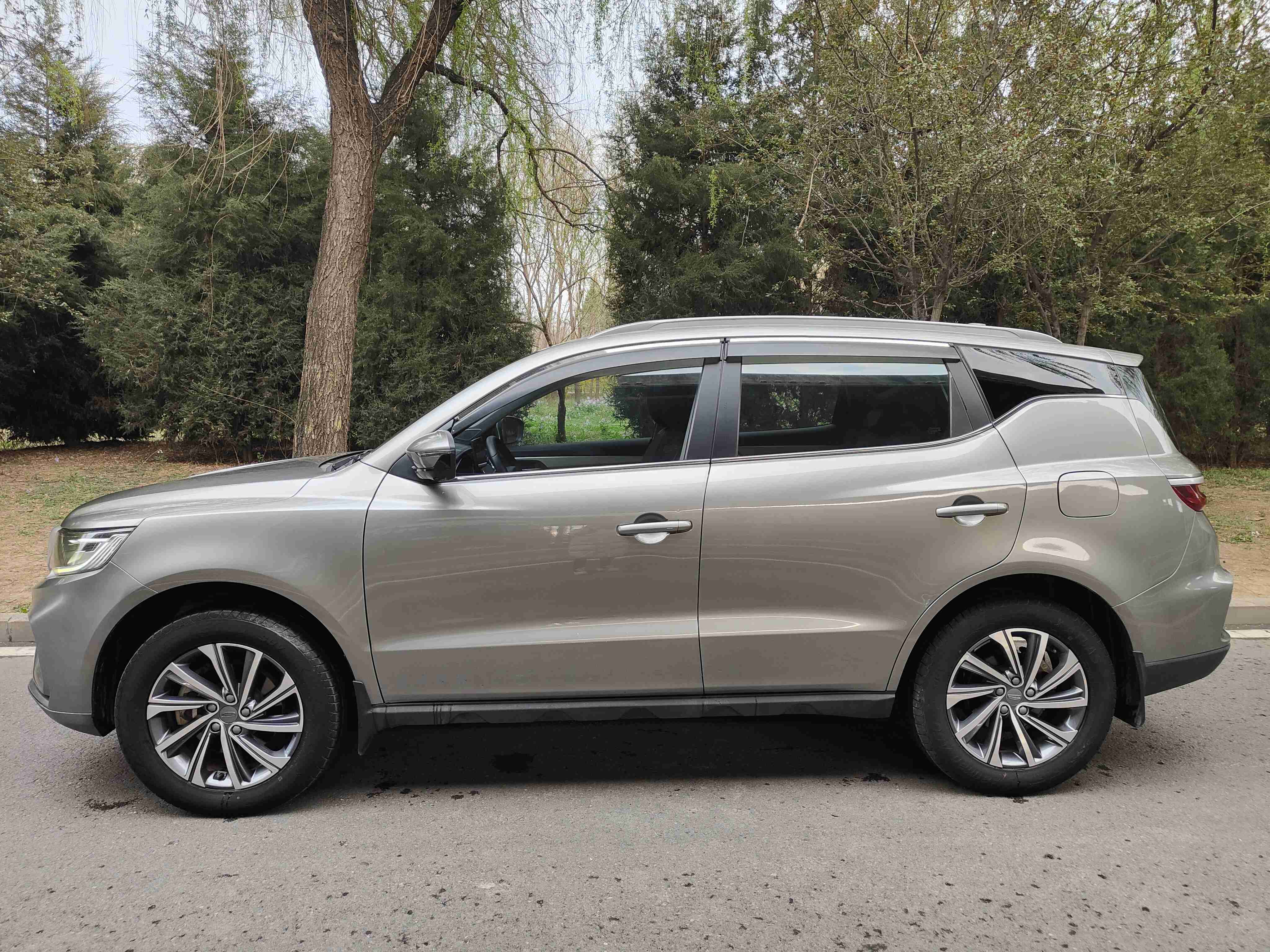 GEELY Vision X6 2020 #6 GEELY Vision X6 2020 car image #6
