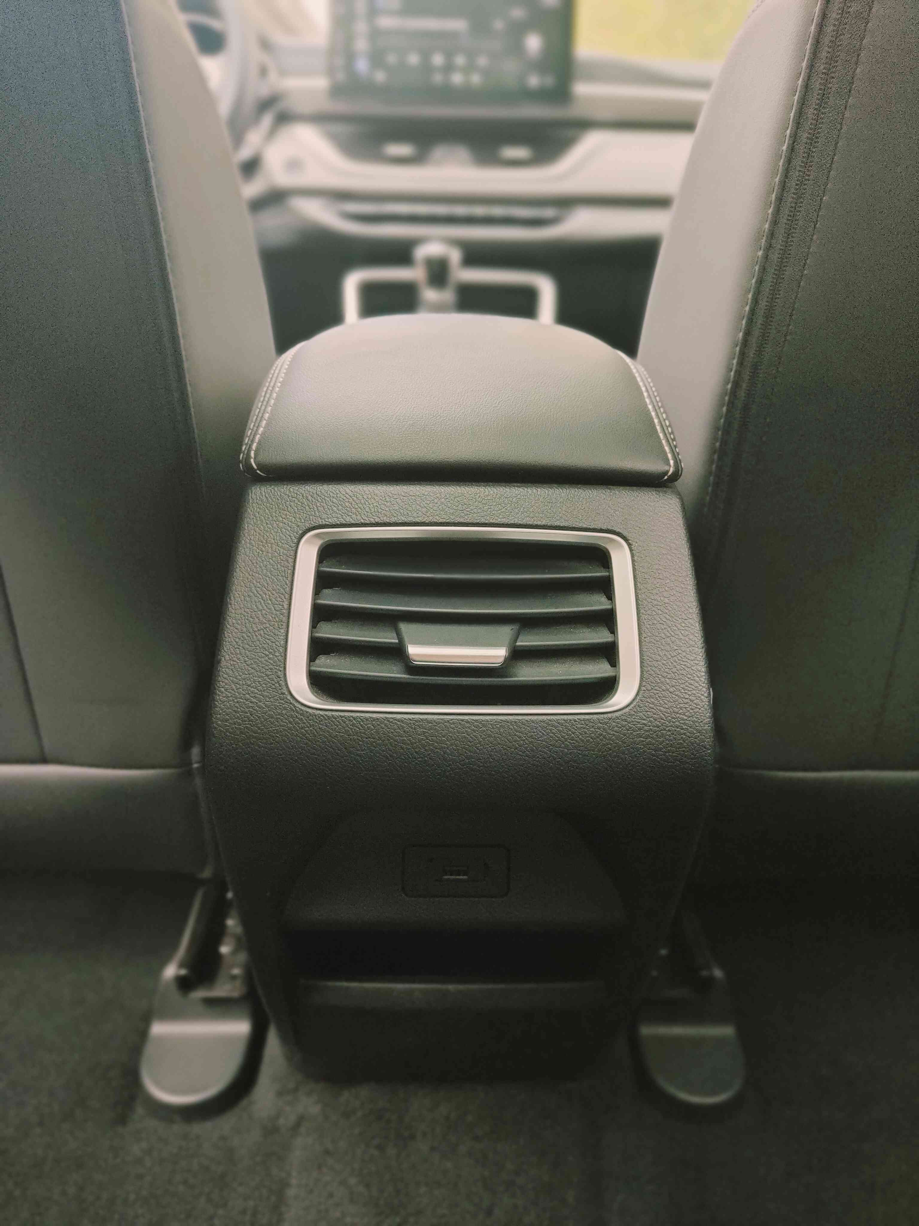 GEELY Vision X6 2020 #15 GEELY Vision X6 2020 car image #15