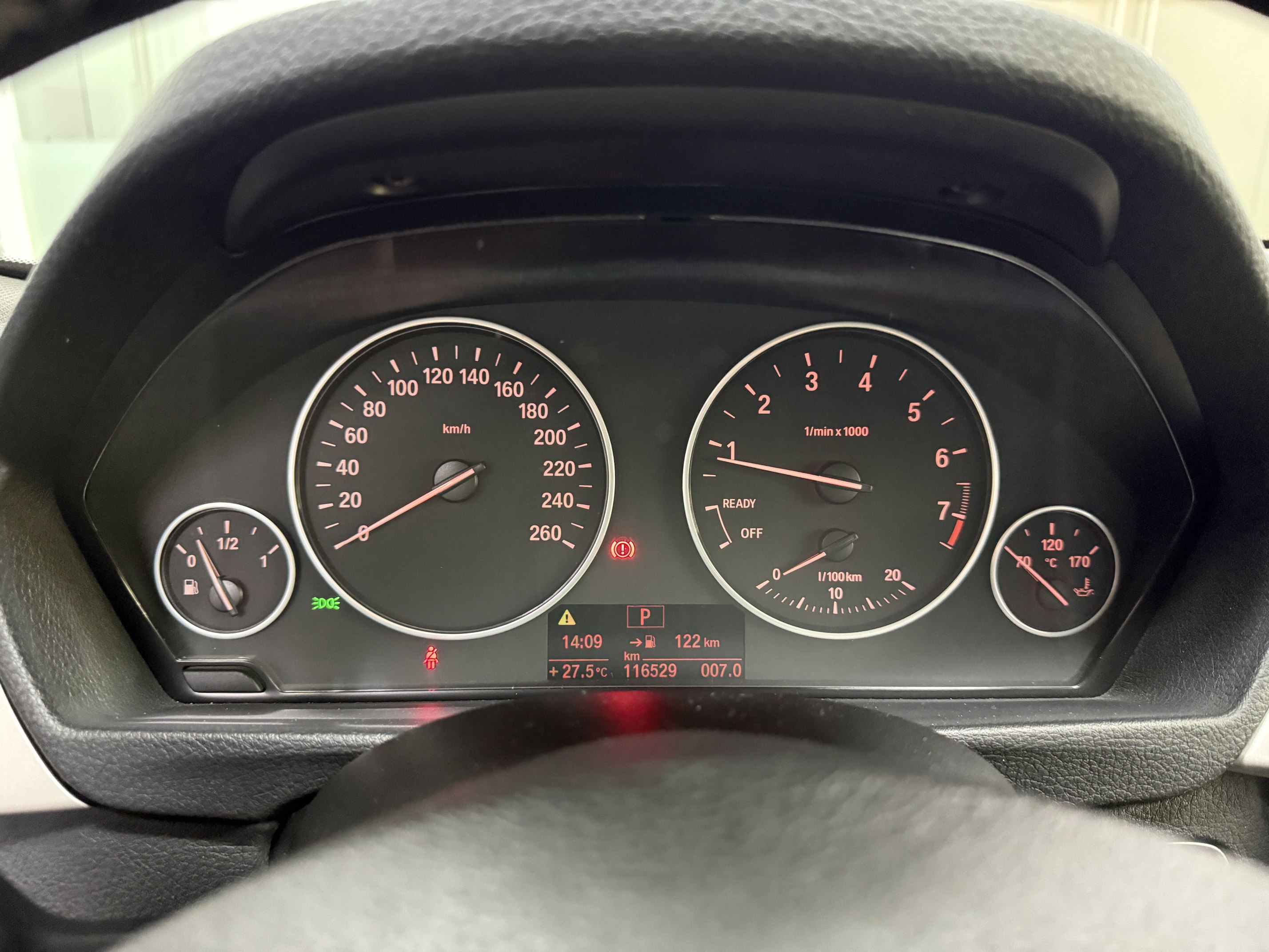BMW 3 Series 2014 car image #8