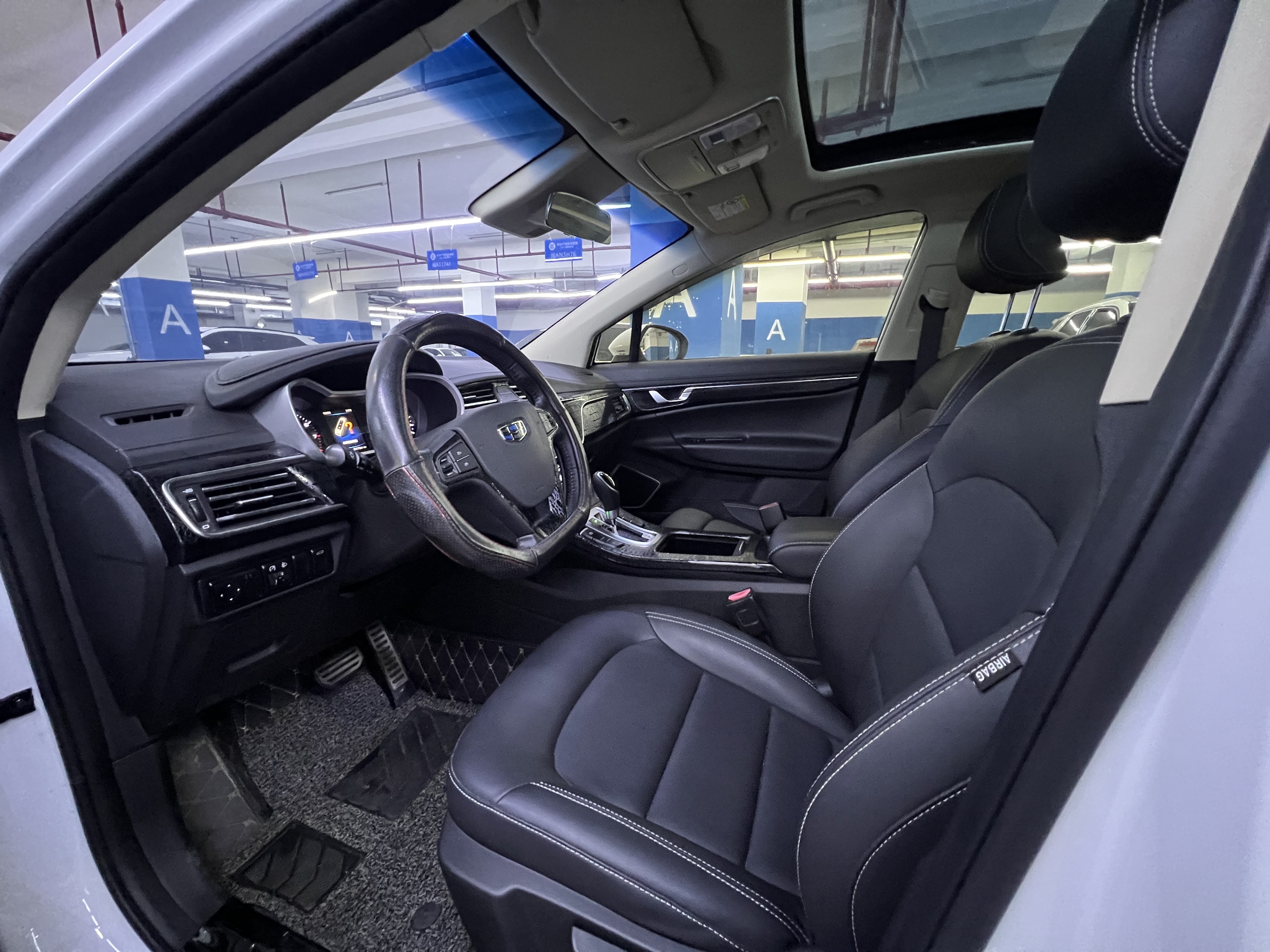 GEELY Emgrand GS 2018 car image #6