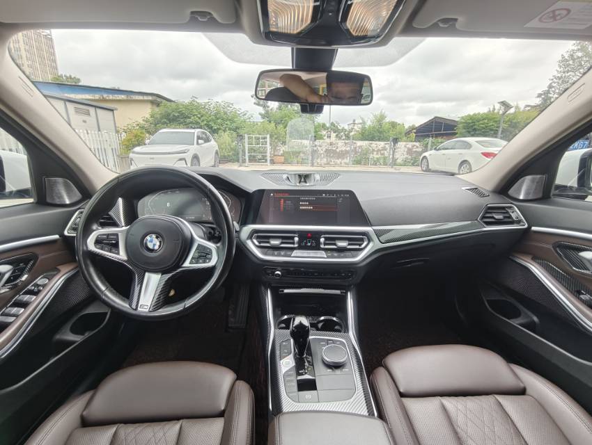 BMW 3 Series 2022 #6 BMW 3 Series 2022 car image #6