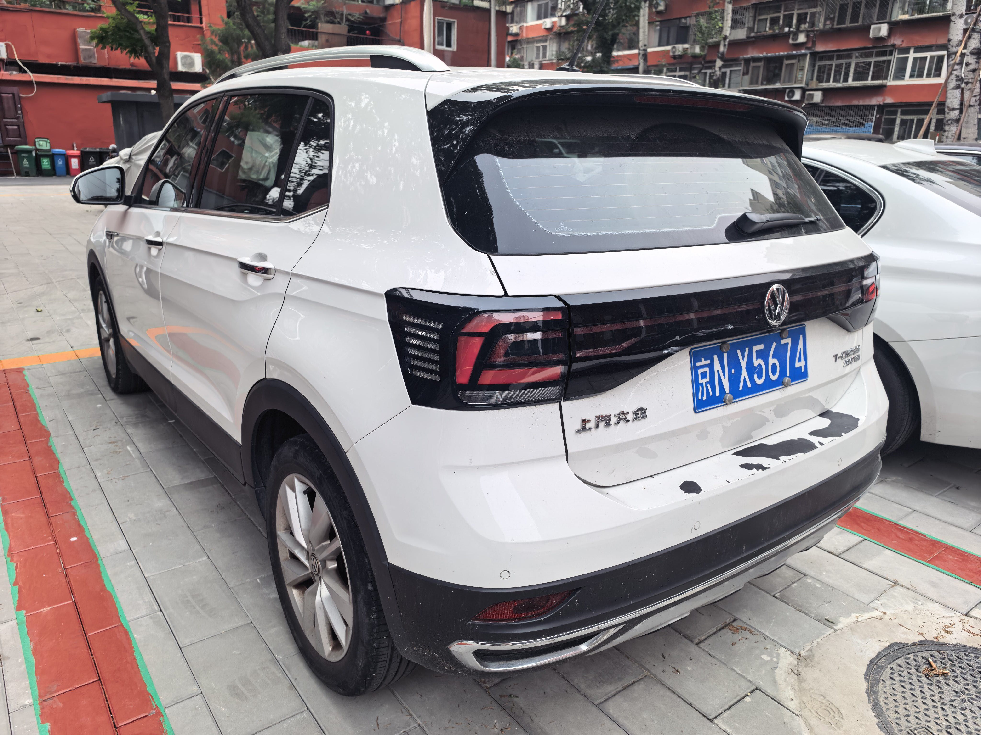 Volkswagen T-Cross 2020 #10 Volkswagen T-Cross 2020 car image #10